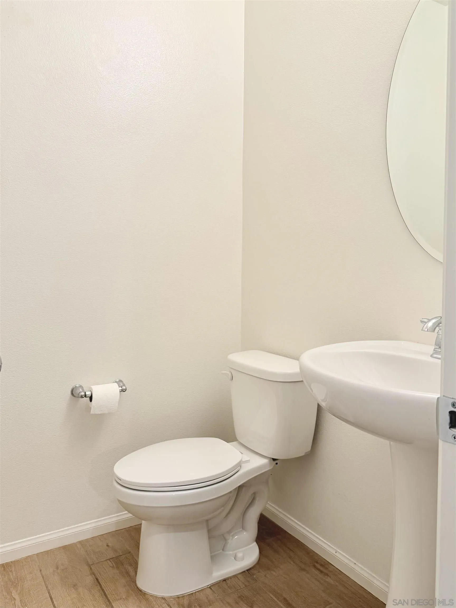 https://cdn.realtyfeed.com/cdn/127/260004383/455a9122bf2601abc9948e1313b9af3f.webp