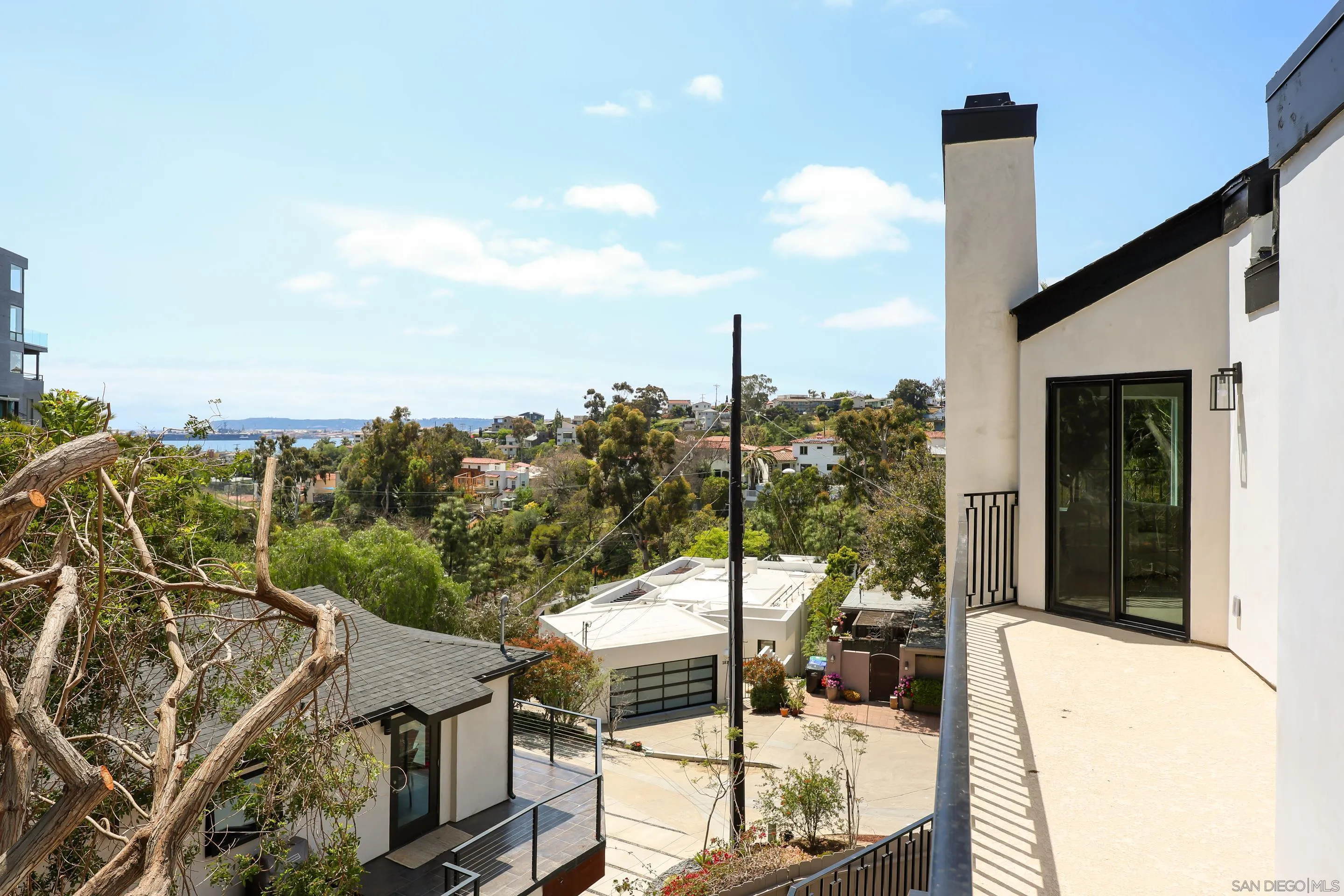 https://cdn.realtyfeed.com/cdn/127/260004384/dd8e9b54605c13e2d9bf431b45063a2c.webp