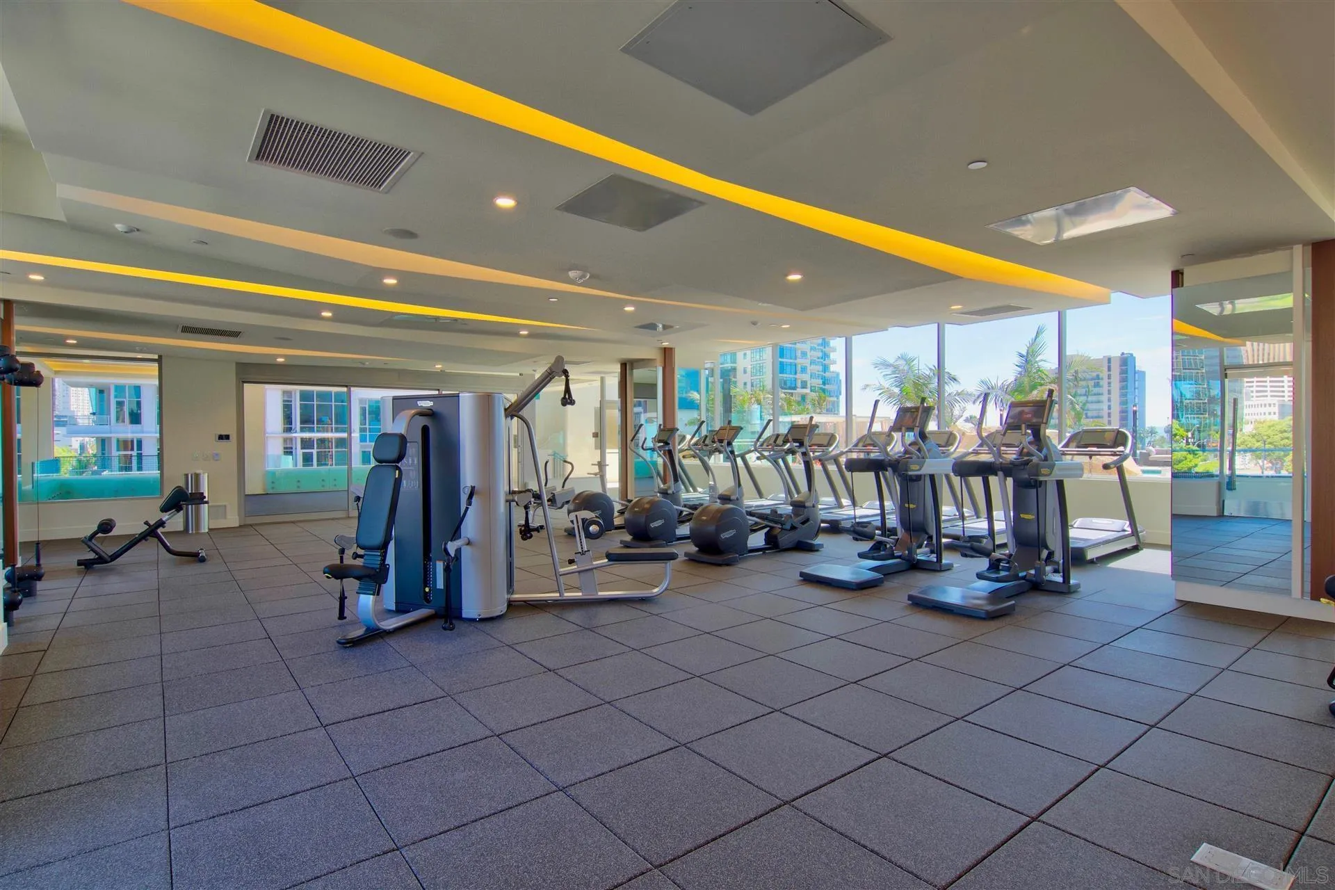https://cdn.realtyfeed.com/cdn/127/260004388/a9222ff279ab0f9315480ff1bf43542f.webp