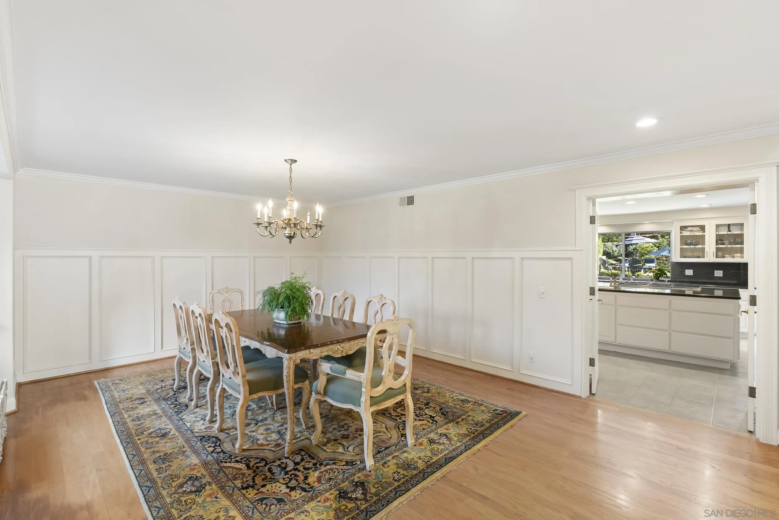 https://cdn.realtyfeed.com/cdn/127/260004389/4fe68cc68083b59b577005672690a622.webp