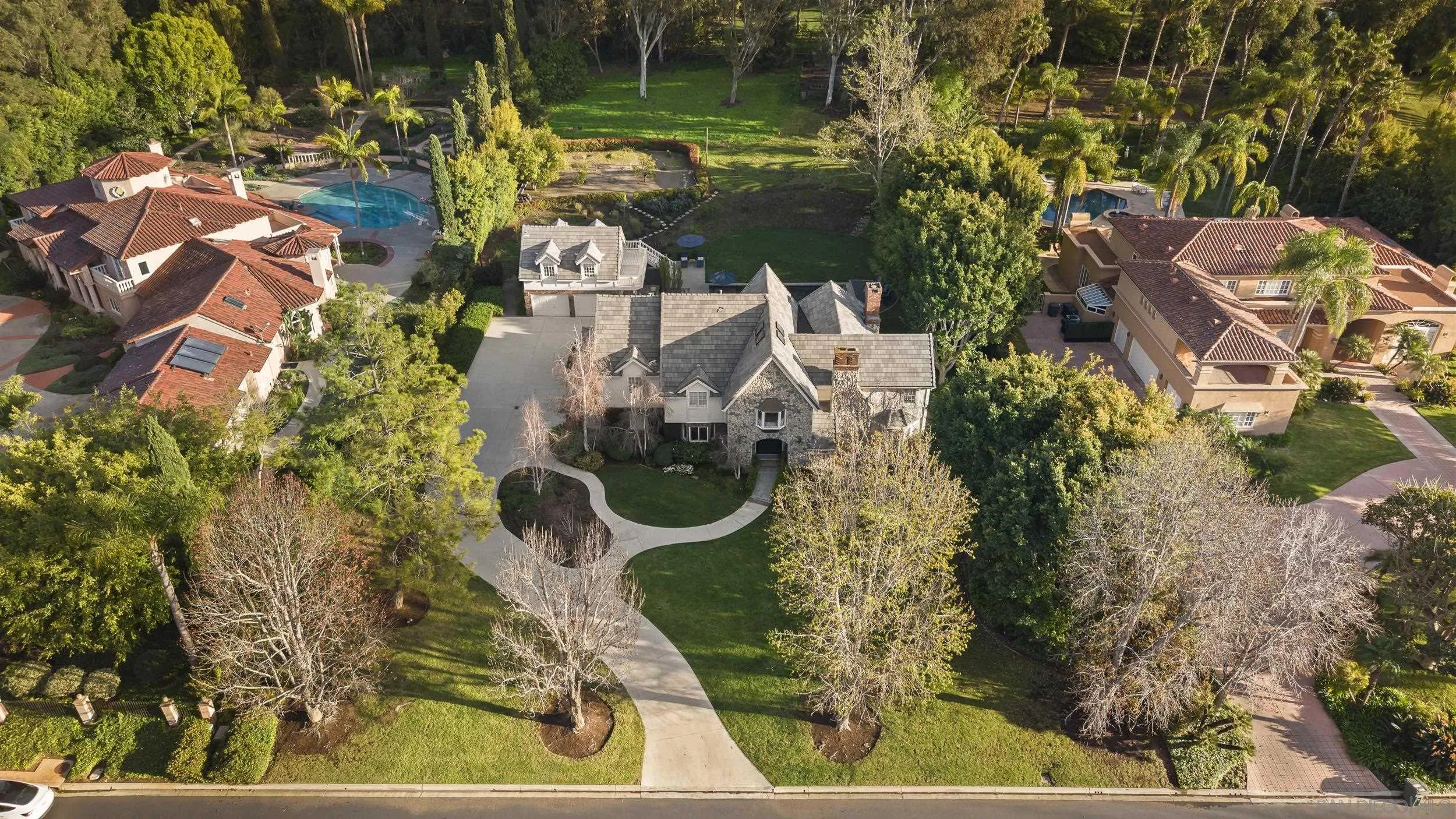 https://cdn.realtyfeed.com/cdn/127/260004389/6aac1396c574c5b777ca83d22dce6cc1.webp