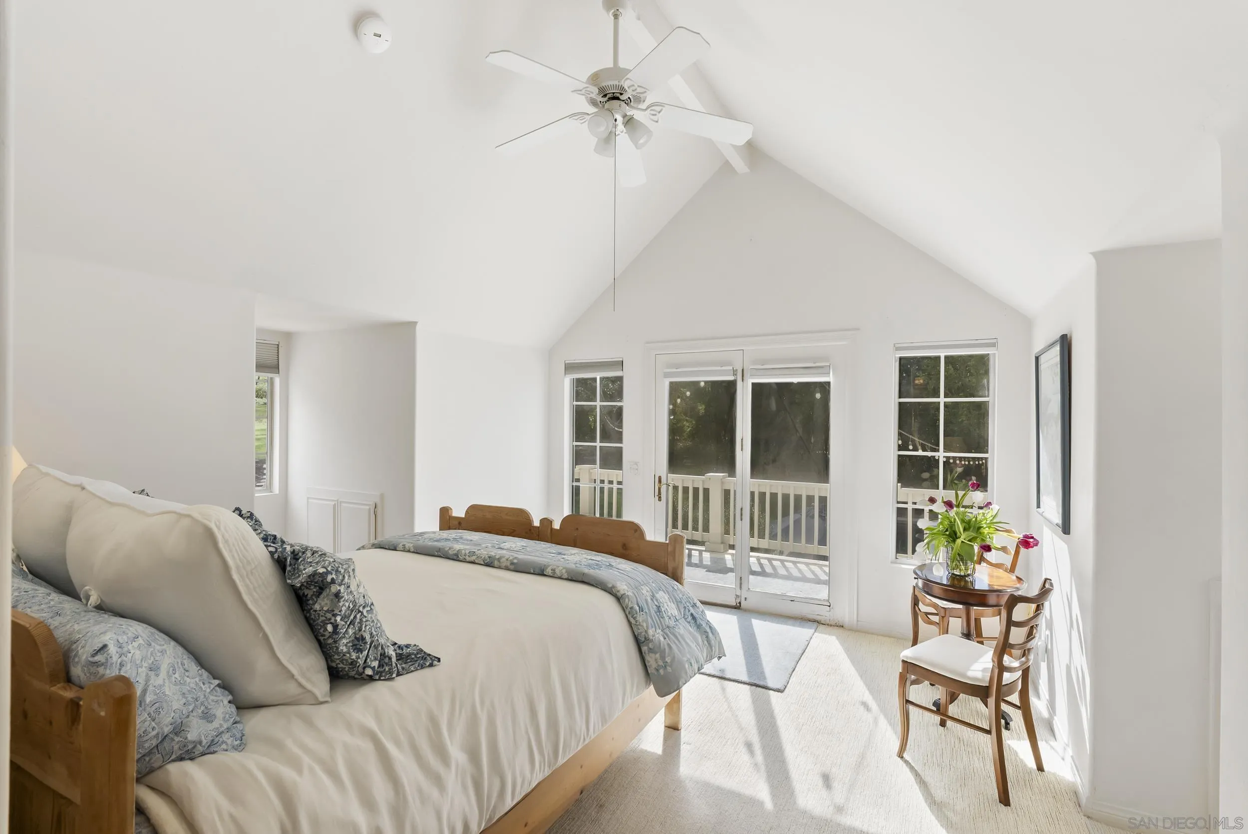 https://cdn.realtyfeed.com/cdn/127/260004389/745438995f3197df6f0af122ea872b12.webp