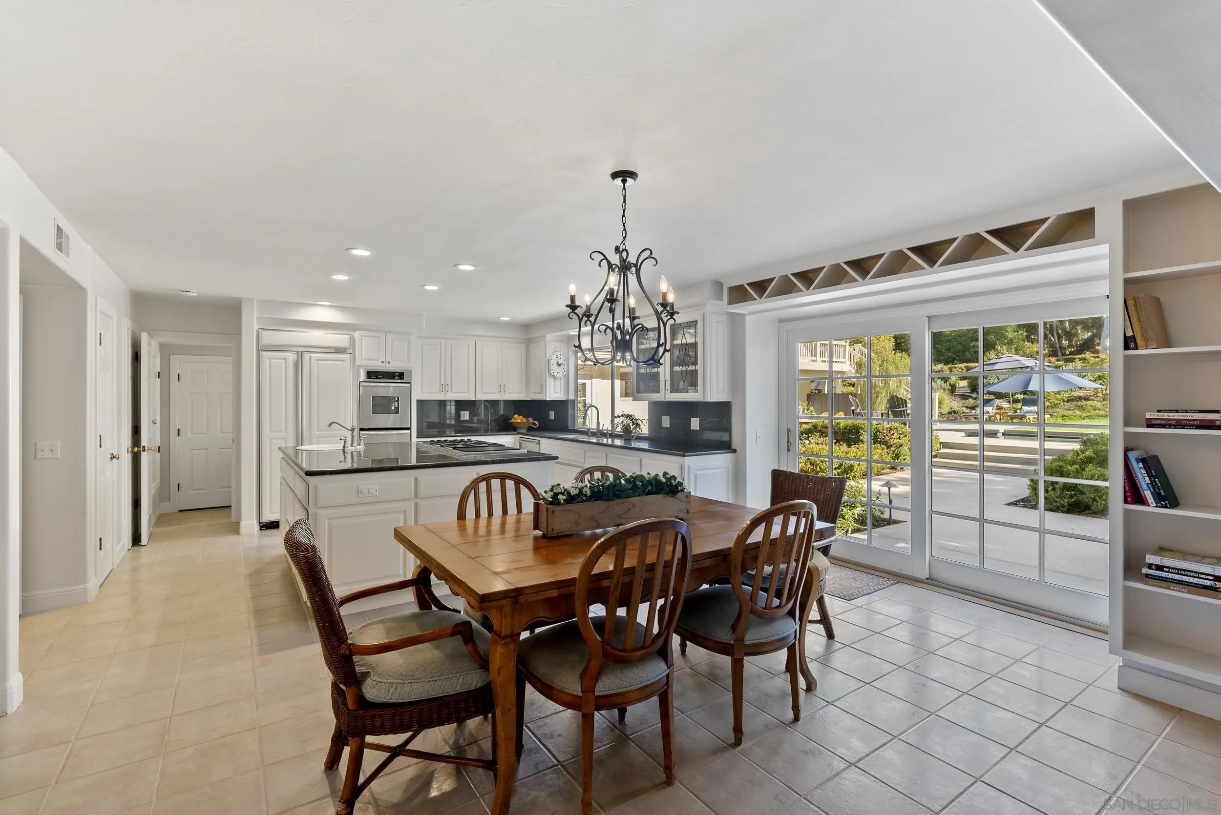 https://cdn.realtyfeed.com/cdn/127/260004389/d2acce9655b6f3585e87e4ac4c21f0c0.webp