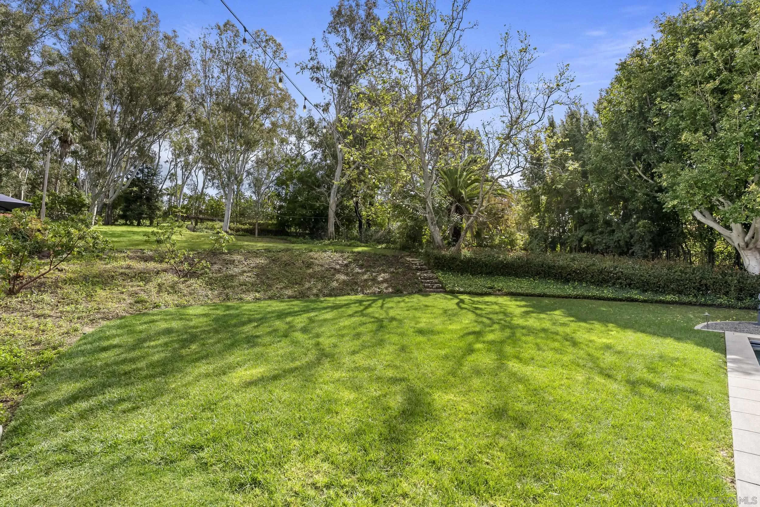 https://cdn.realtyfeed.com/cdn/127/260004389/fab7cff0068b1b4c0022ba110bd1aa45.webp