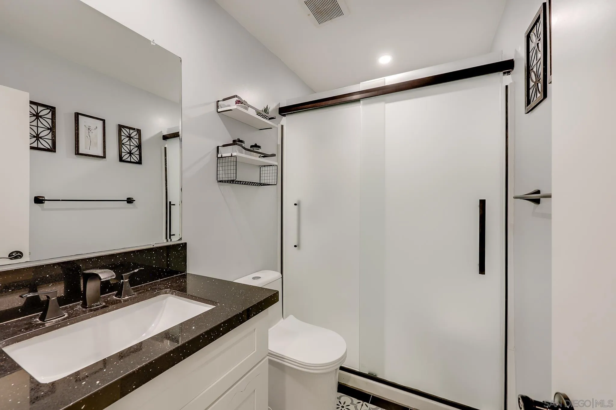 https://cdn.realtyfeed.com/cdn/127/260004391/0e1c17a41ed894181dae30f722af47f9.webp