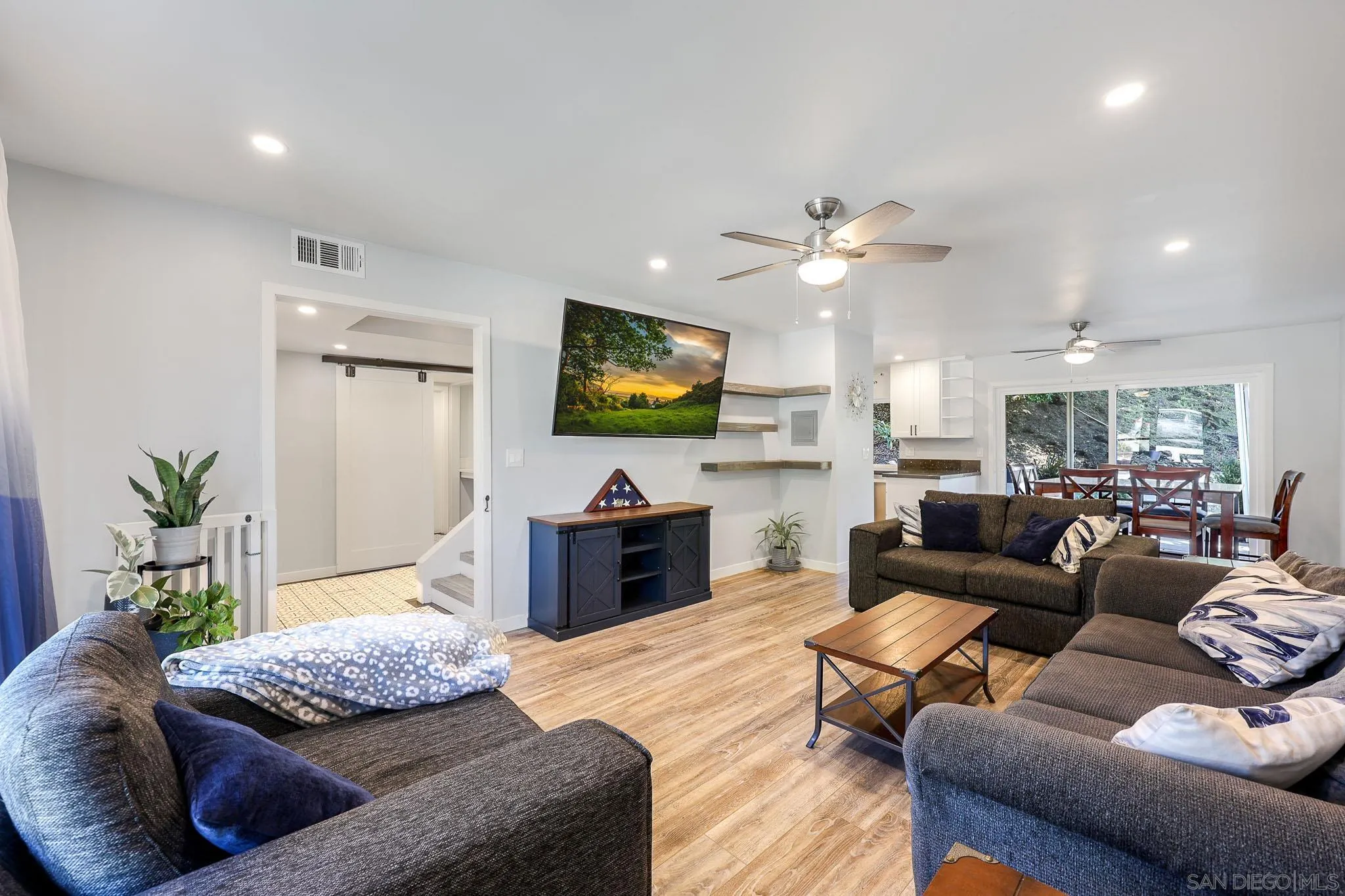https://cdn.realtyfeed.com/cdn/127/260004391/23eae4197f9e79934490cbc8b88a3795.webp