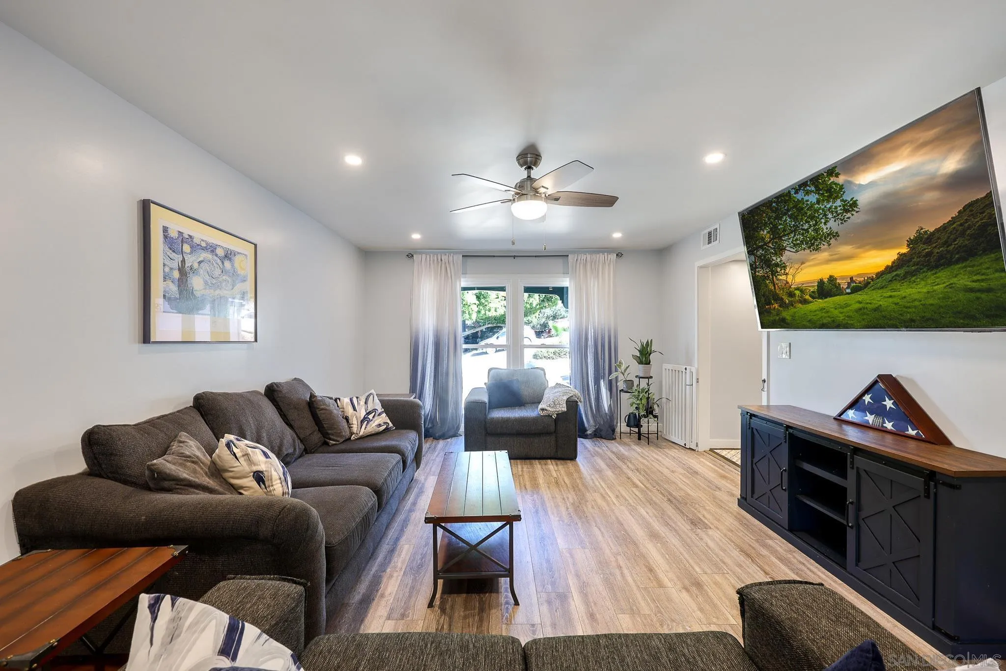 https://cdn.realtyfeed.com/cdn/127/260004391/56c4ac22c75b5ee2284601375358fce1.webp