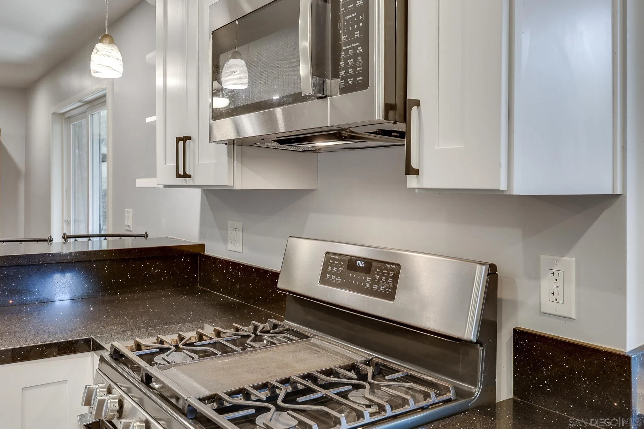 https://cdn.realtyfeed.com/cdn/127/260004391/9a788018ab21a6b5f71b844ab0b9abfe.webp