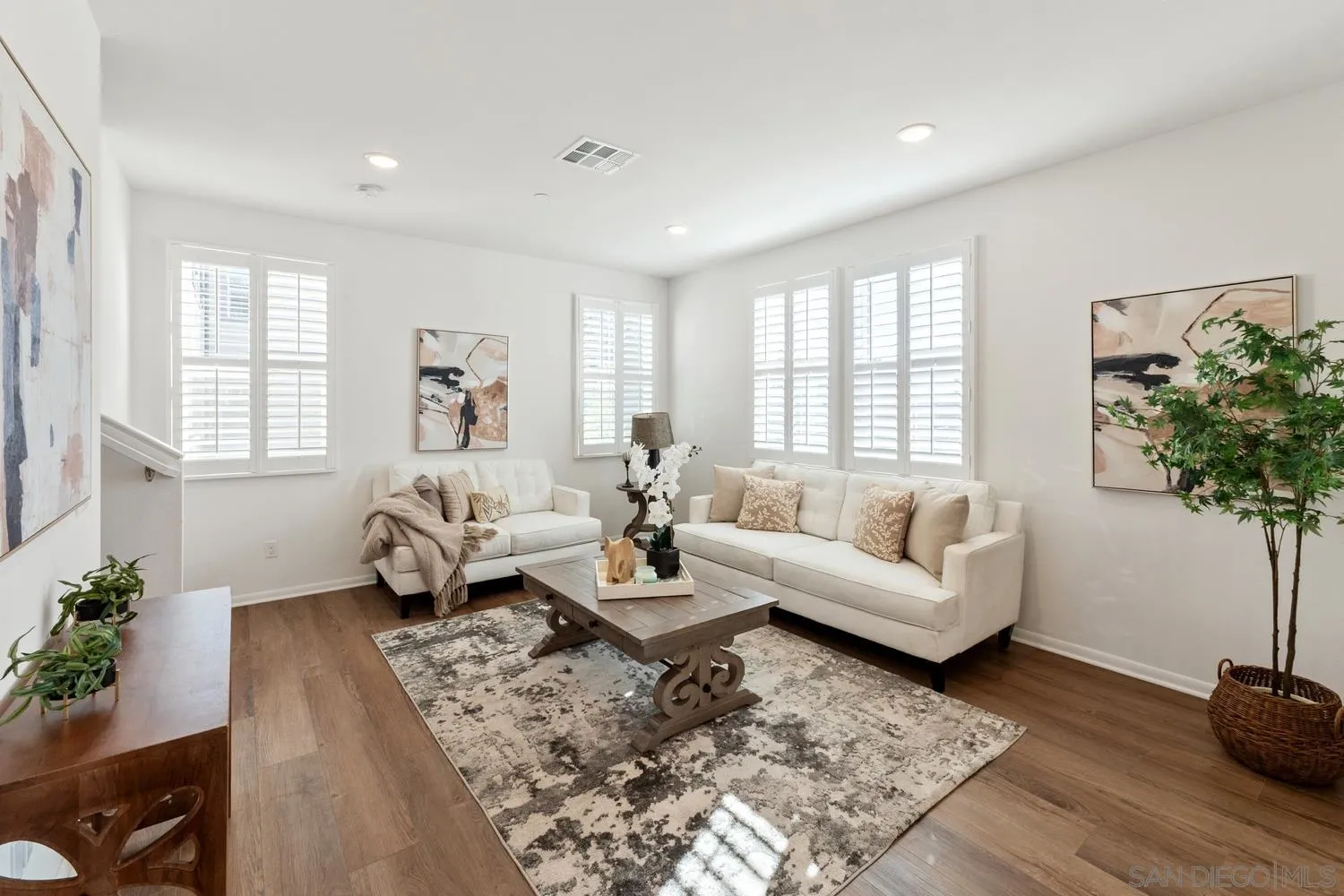 Photo #3: 260004394 Listing: Photo #3