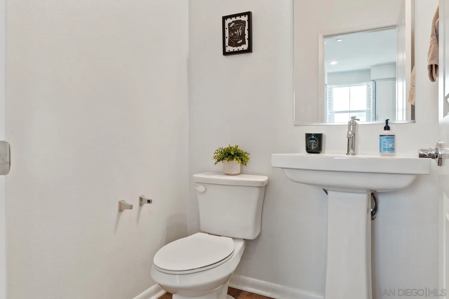 Photo #34: 260004394 Listing: Photo #34