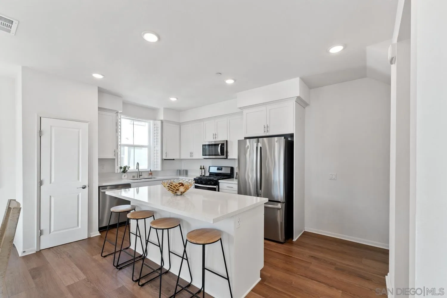 Photo #11: 260004394 Listing: Photo #11