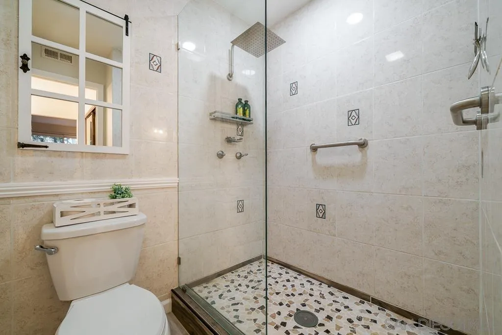 Photo #31: 260004399 Listing: Photo #31