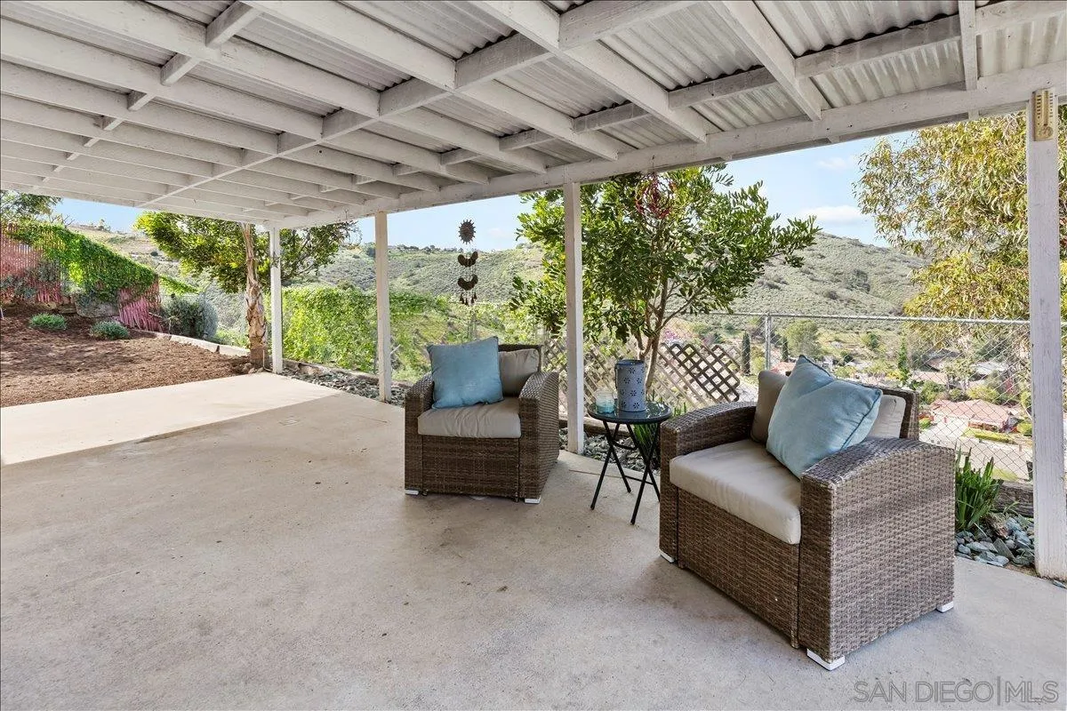 https://cdn.realtyfeed.com/cdn/127/260004400/85627115b6e9acfa2f7952333c1afd06.webp