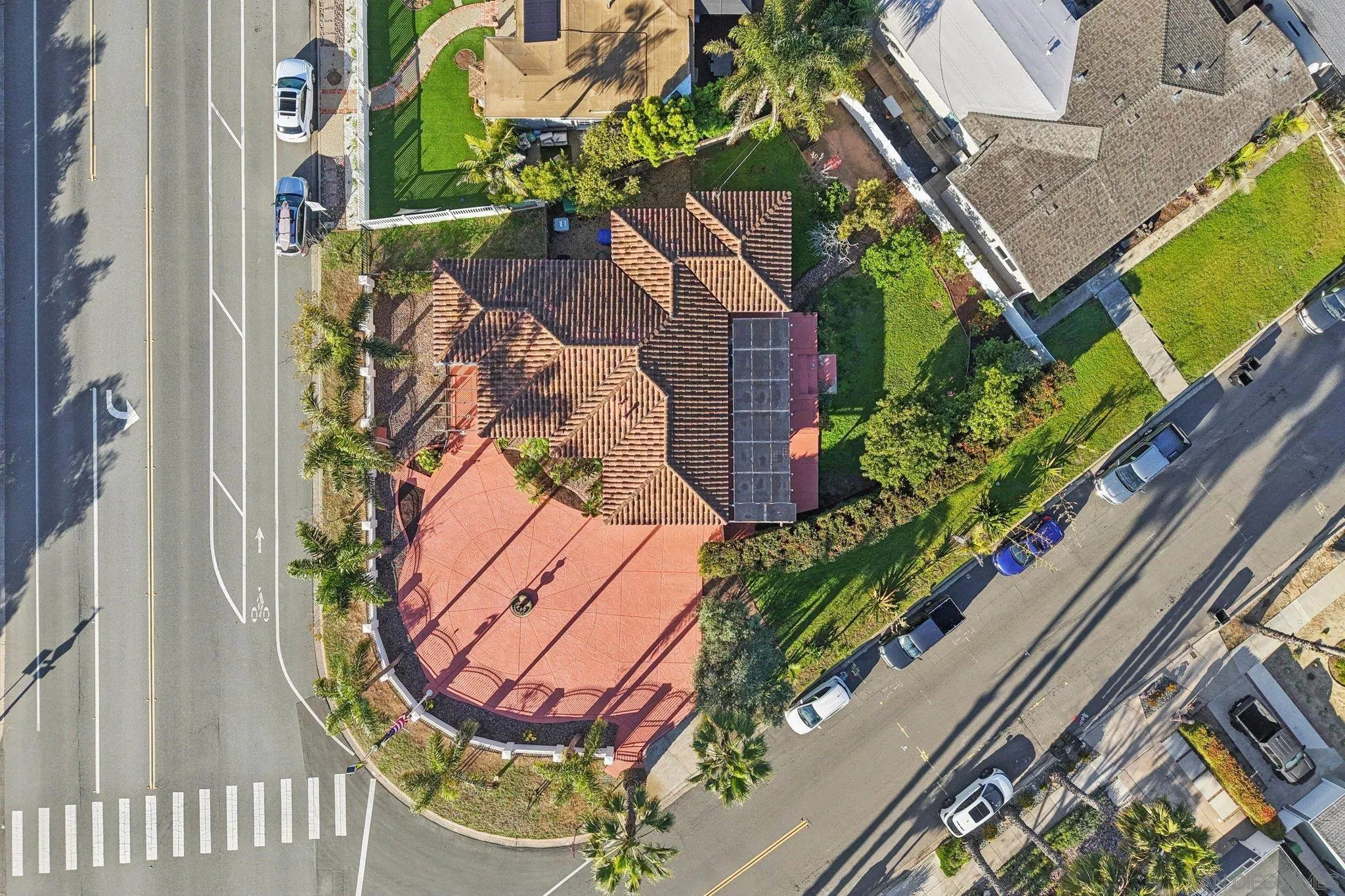 https://cdn.realtyfeed.com/cdn/127/260004407/cf0e80def740d7a4d792f30ba958b522.webp