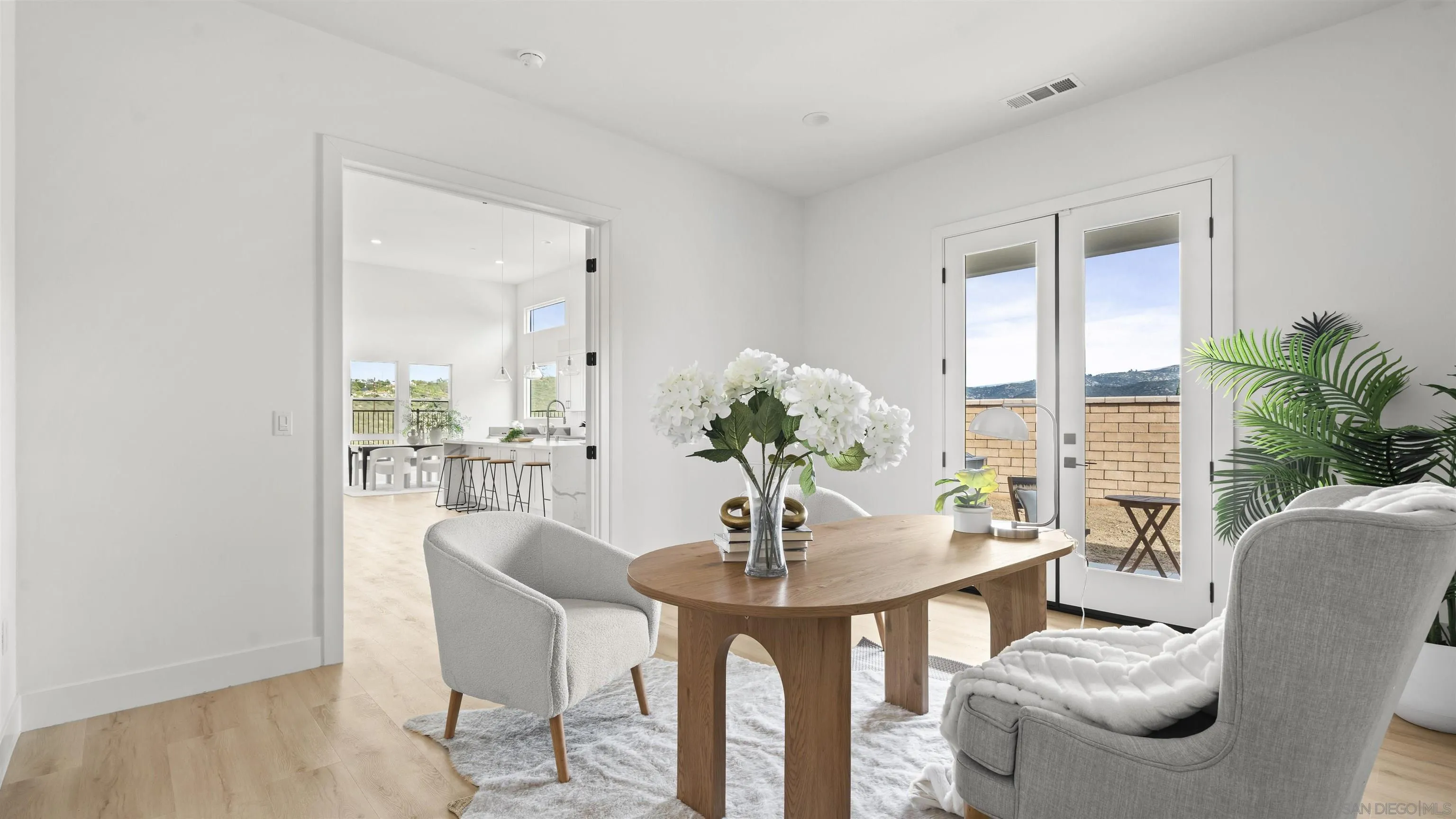 https://cdn.realtyfeed.com/cdn/127/260004414/c0099a119292a2c37dcbf933c1b230f2.webp