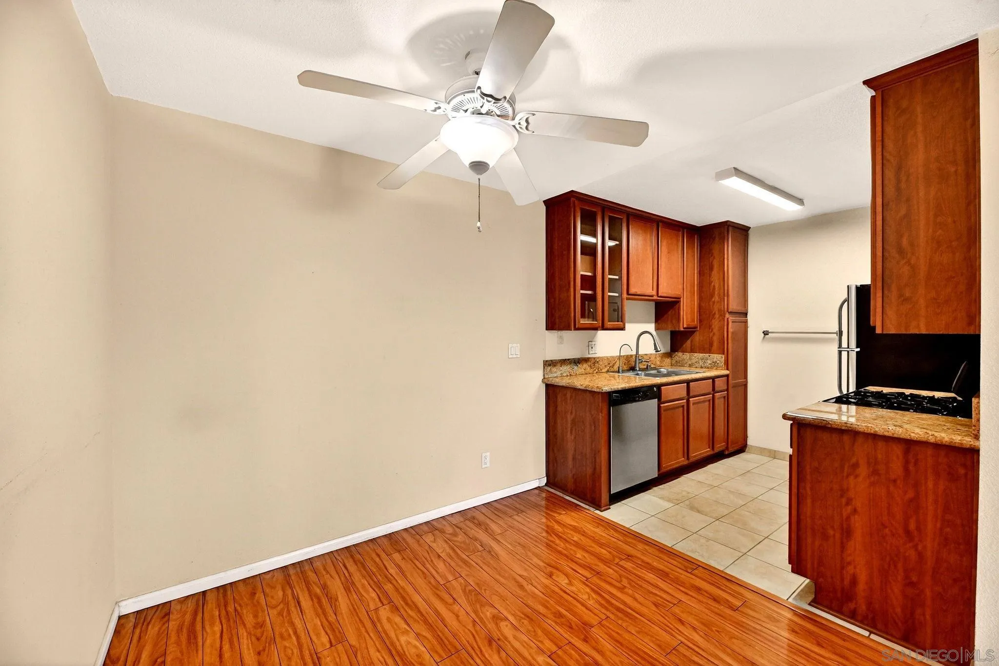 Photo #13: 260004417 Listing: Photo #13