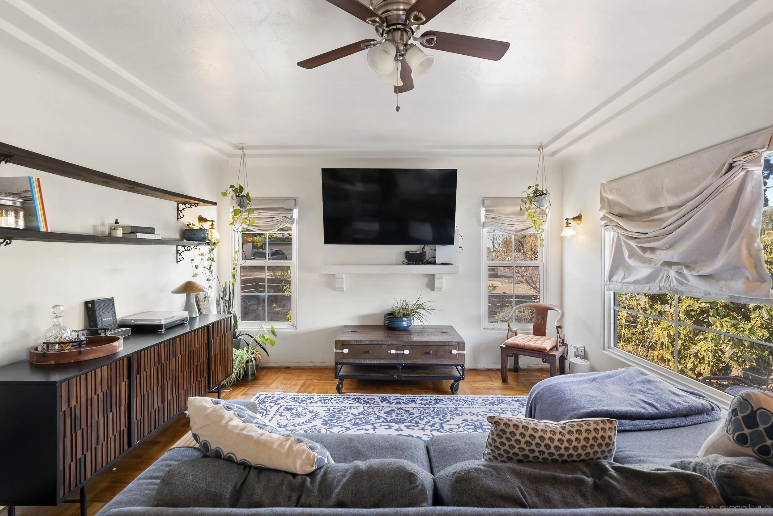 https://cdn.realtyfeed.com/cdn/127/260004421/1cf2f927d374ed6f9c0920706dfdc63a.webp