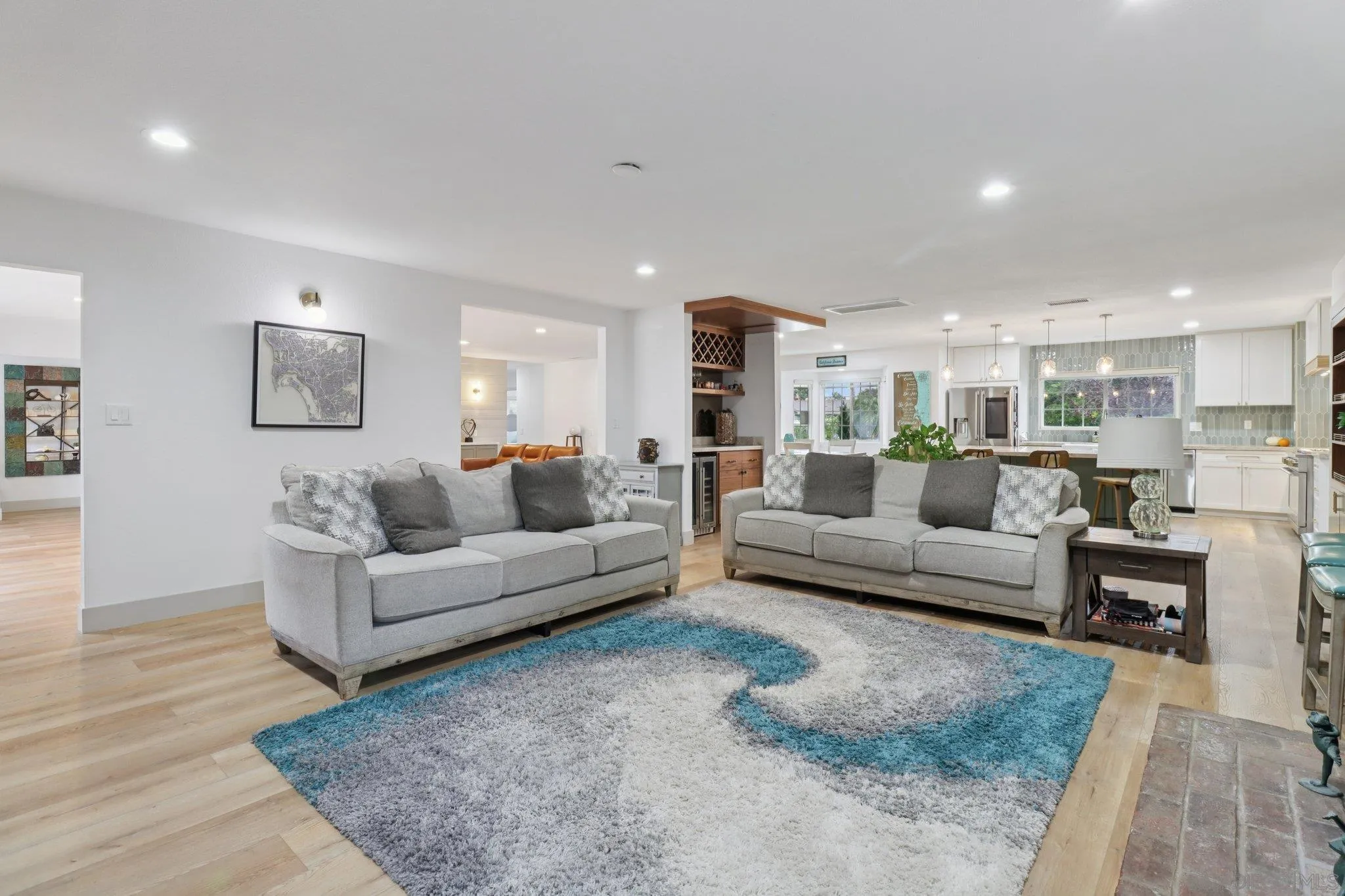 https://cdn.realtyfeed.com/cdn/127/260004426/15eae0d46e4c0066e5c3dd259dbdfd08.webp