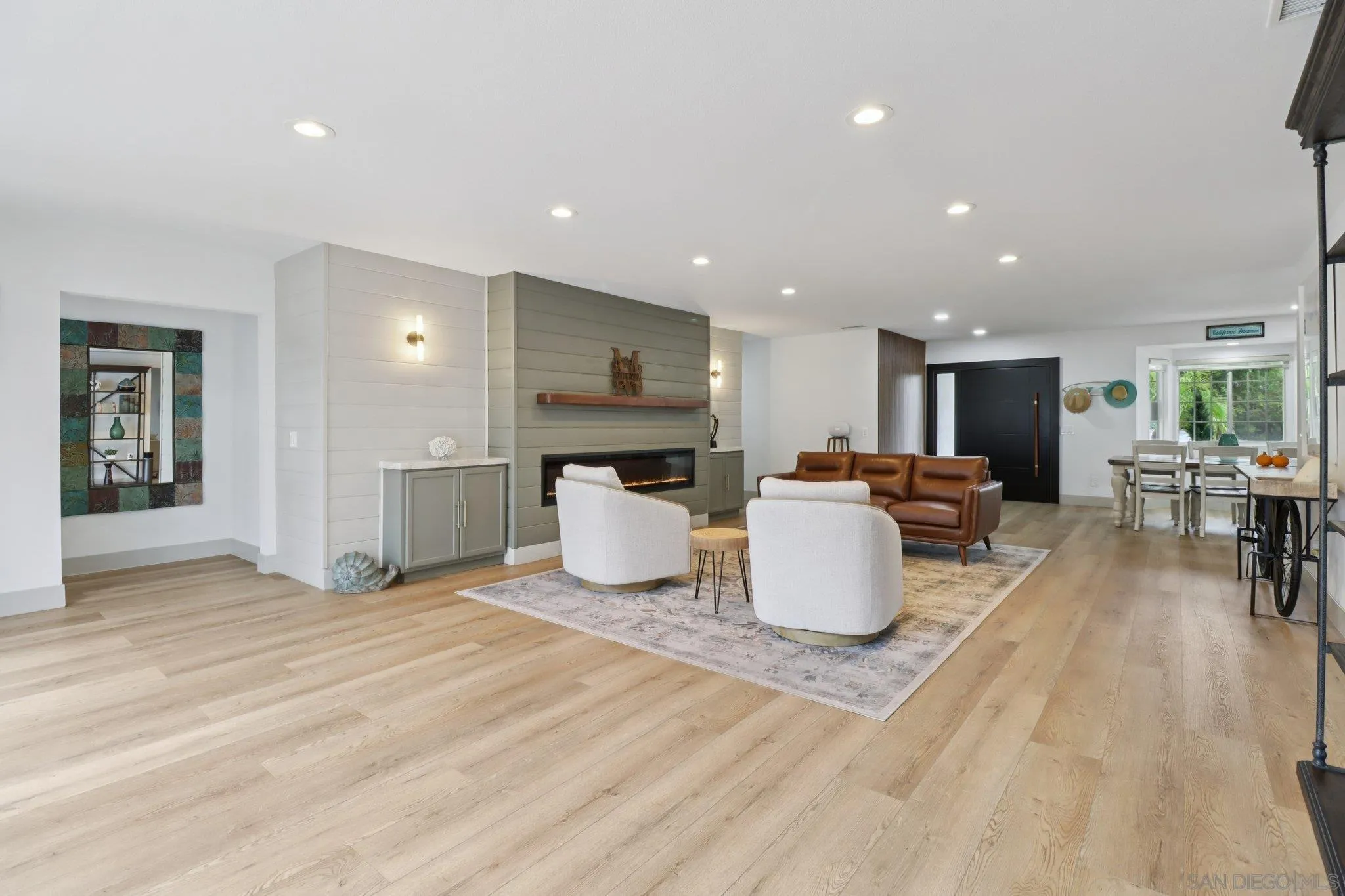https://cdn.realtyfeed.com/cdn/127/260004426/22aeda96dbfbef1237ac50d399242ba1.webp