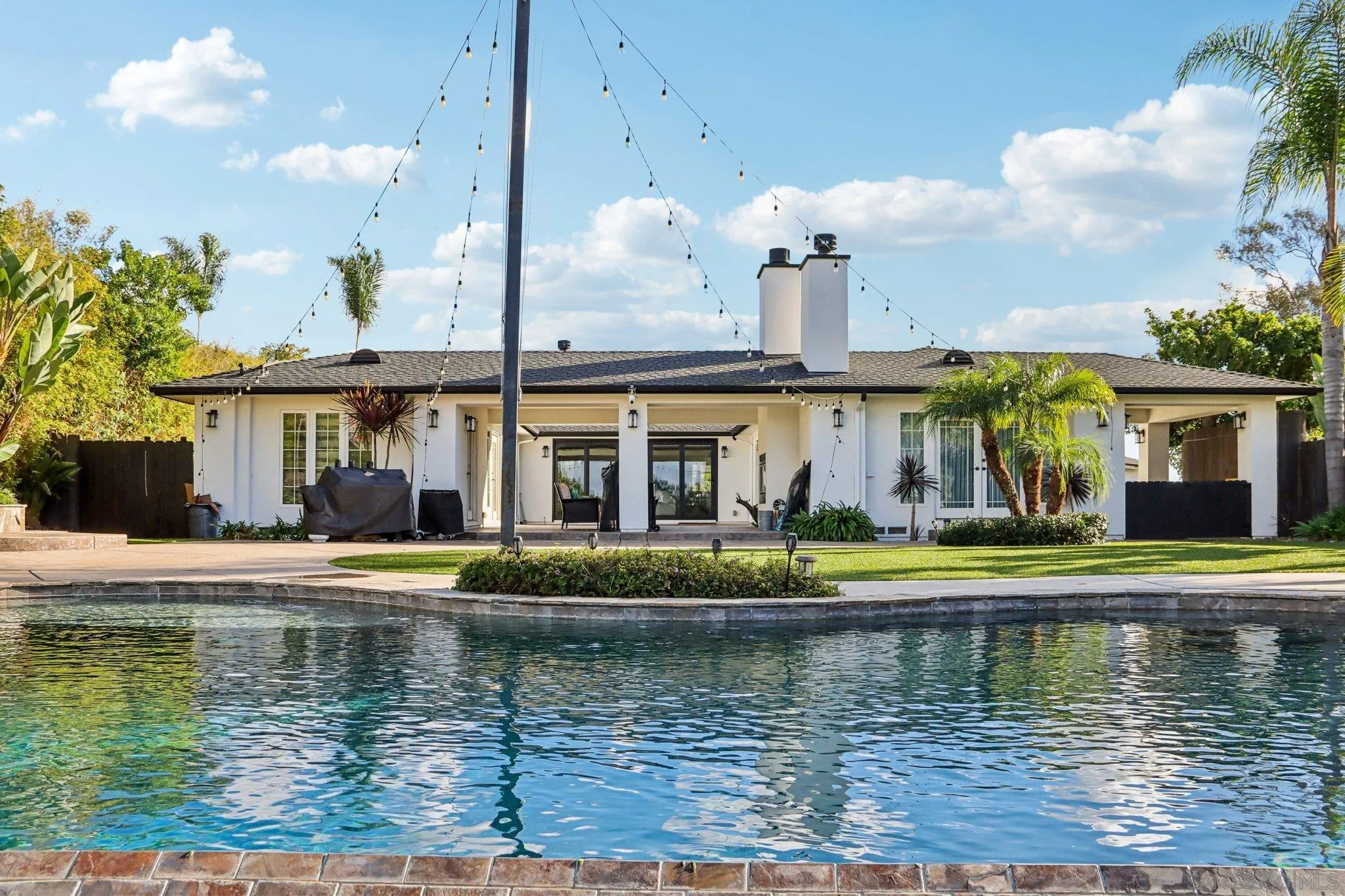 https://cdn.realtyfeed.com/cdn/127/260004426/3168b3479de73f77174e4ed594c26908.webp