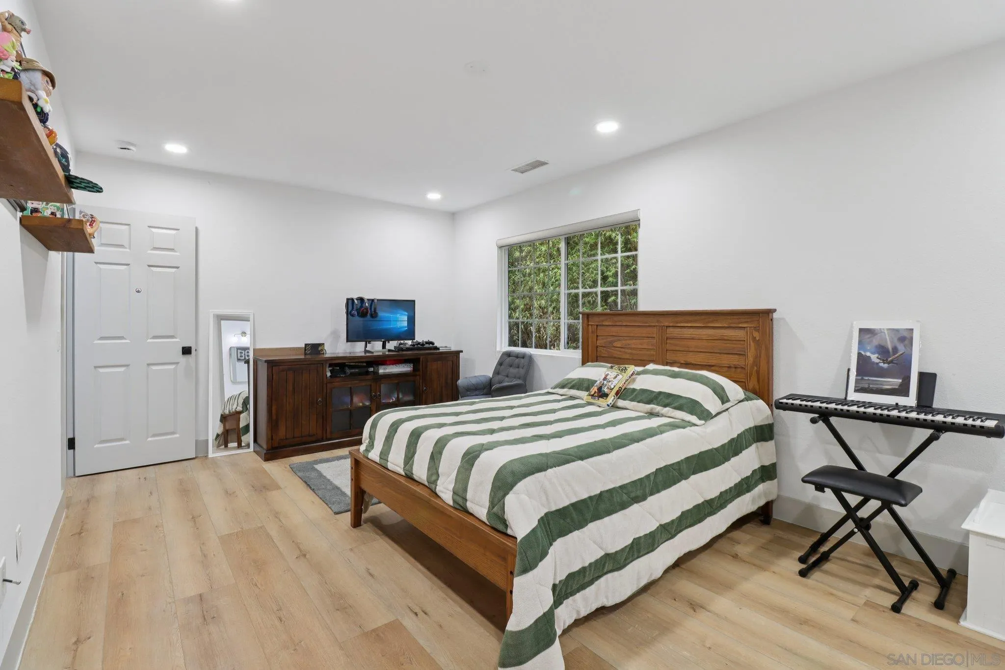 https://cdn.realtyfeed.com/cdn/127/260004426/4e7e14c77f6140987f3030d0597366dc.webp