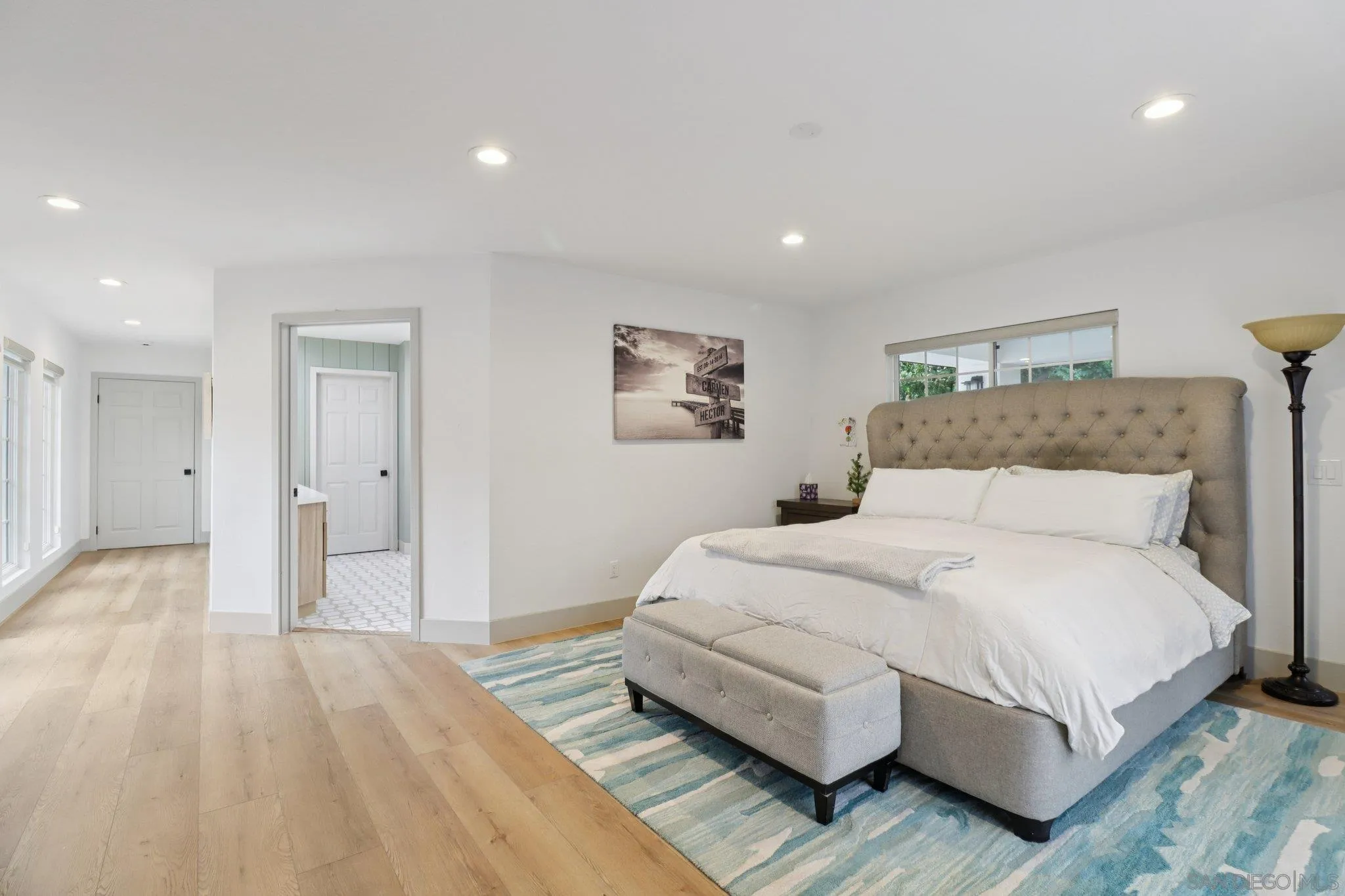 https://cdn.realtyfeed.com/cdn/127/260004426/56671d43ec3b292fef1d59c119d437bf.webp