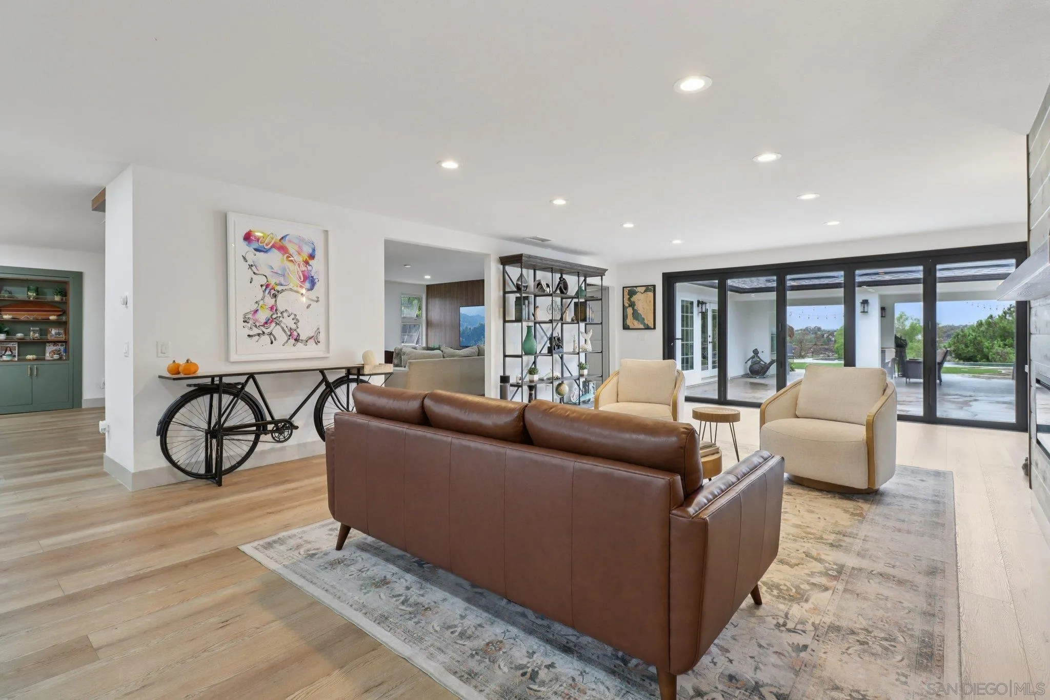 https://cdn.realtyfeed.com/cdn/127/260004426/586b844b67930c915c30d1cfdc041eae.webp