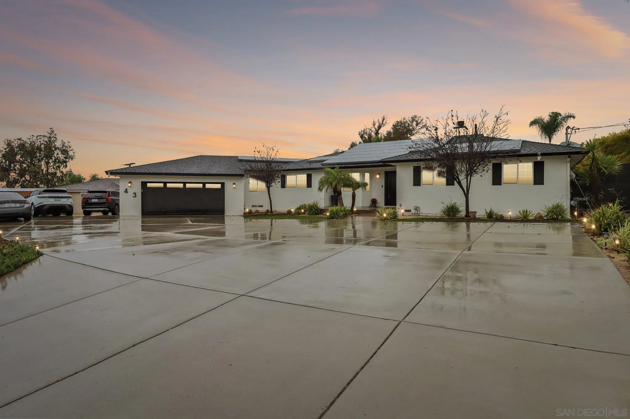 https://cdn.realtyfeed.com/cdn/127/260004426/7d60ffacc07b9e6a14a9c25f9b7aa683.webp