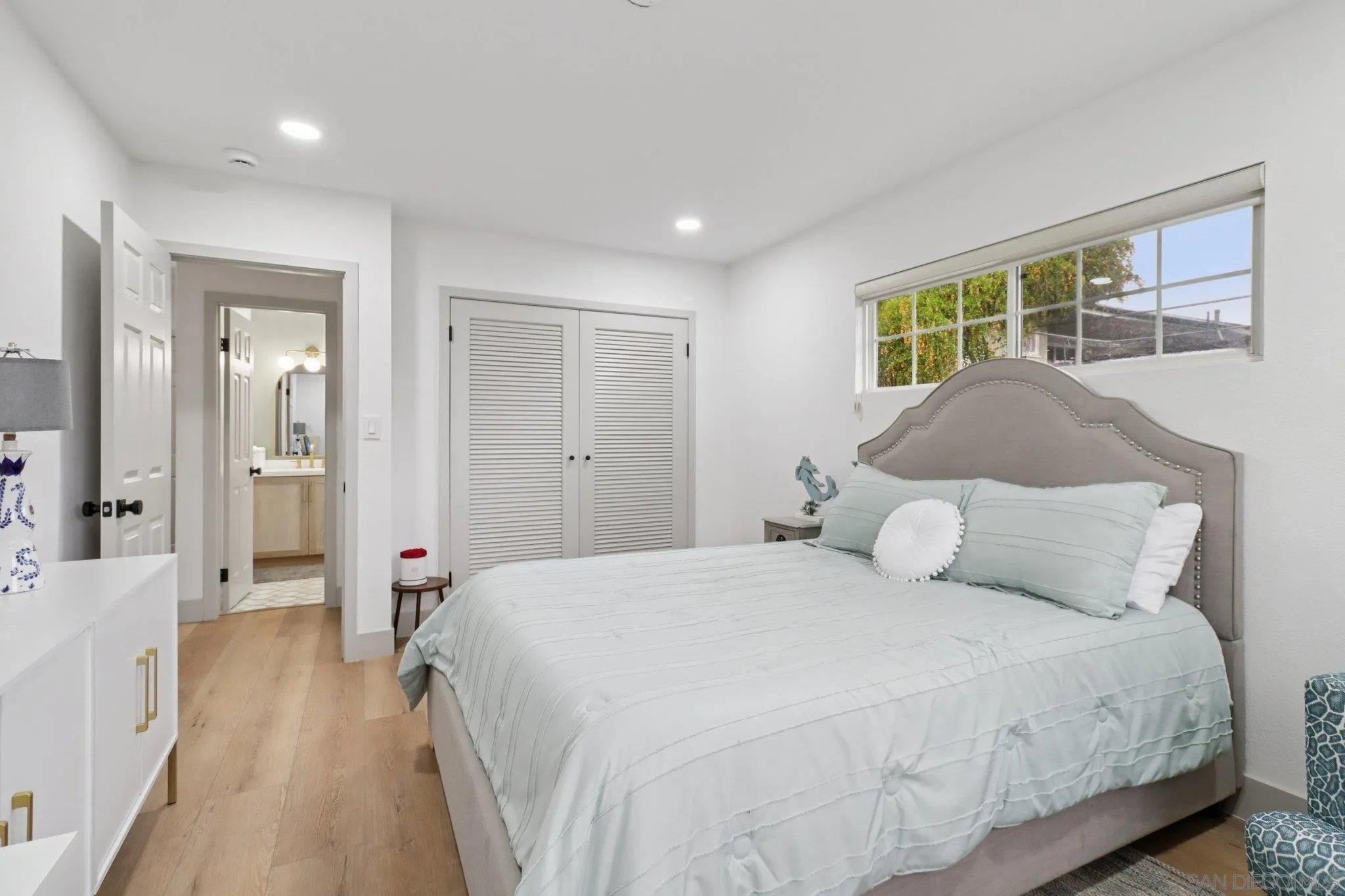 https://cdn.realtyfeed.com/cdn/127/260004426/8a8a3ed1dc81ef12cb5e62bc0bb1bda5.webp
