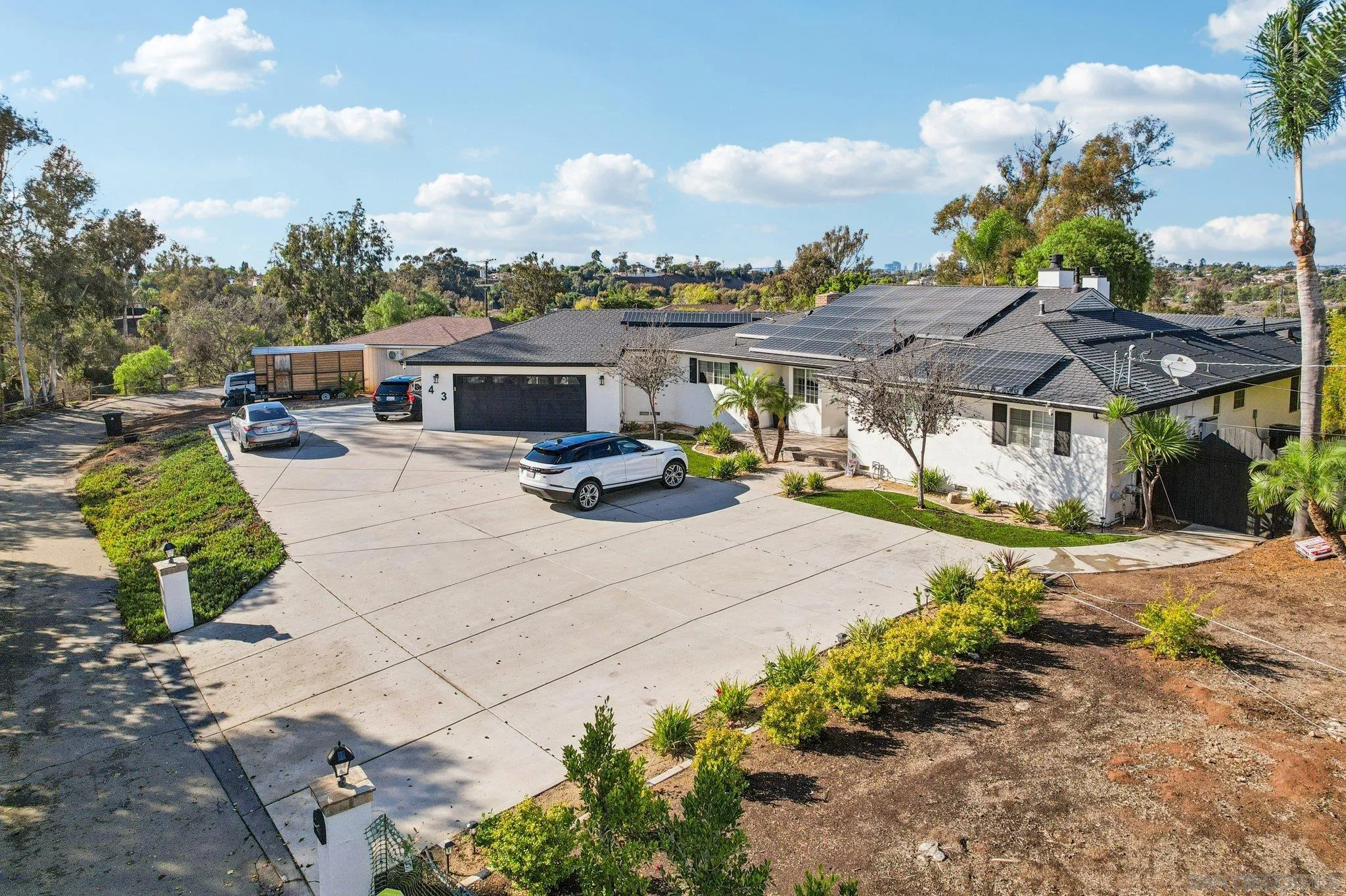 https://cdn.realtyfeed.com/cdn/127/260004426/a826dce6c1d32cf2019a2cd01b1285dc.webp
