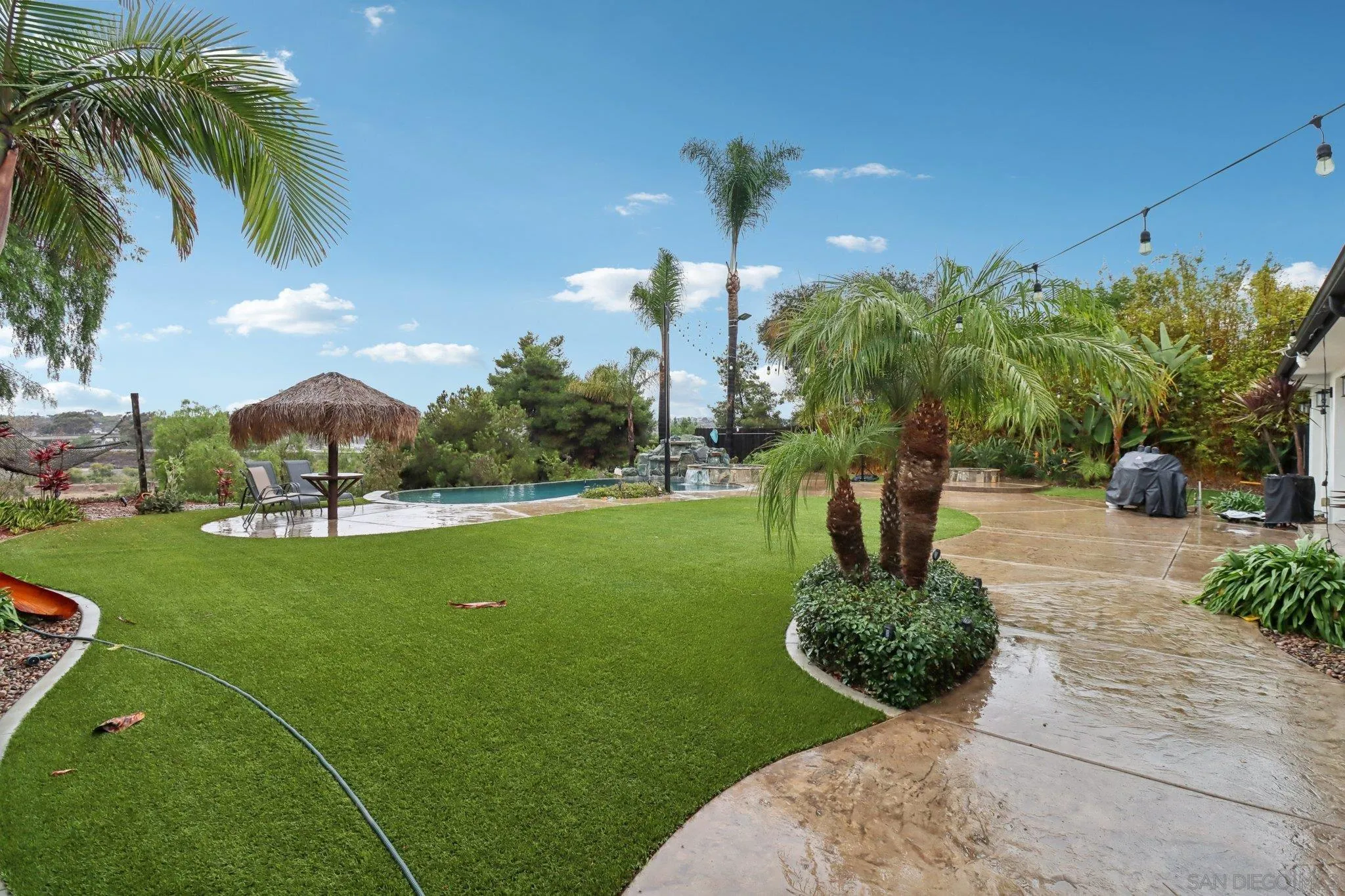 https://cdn.realtyfeed.com/cdn/127/260004426/f83d6bad2b16a92eeb926f00d96c20df.webp