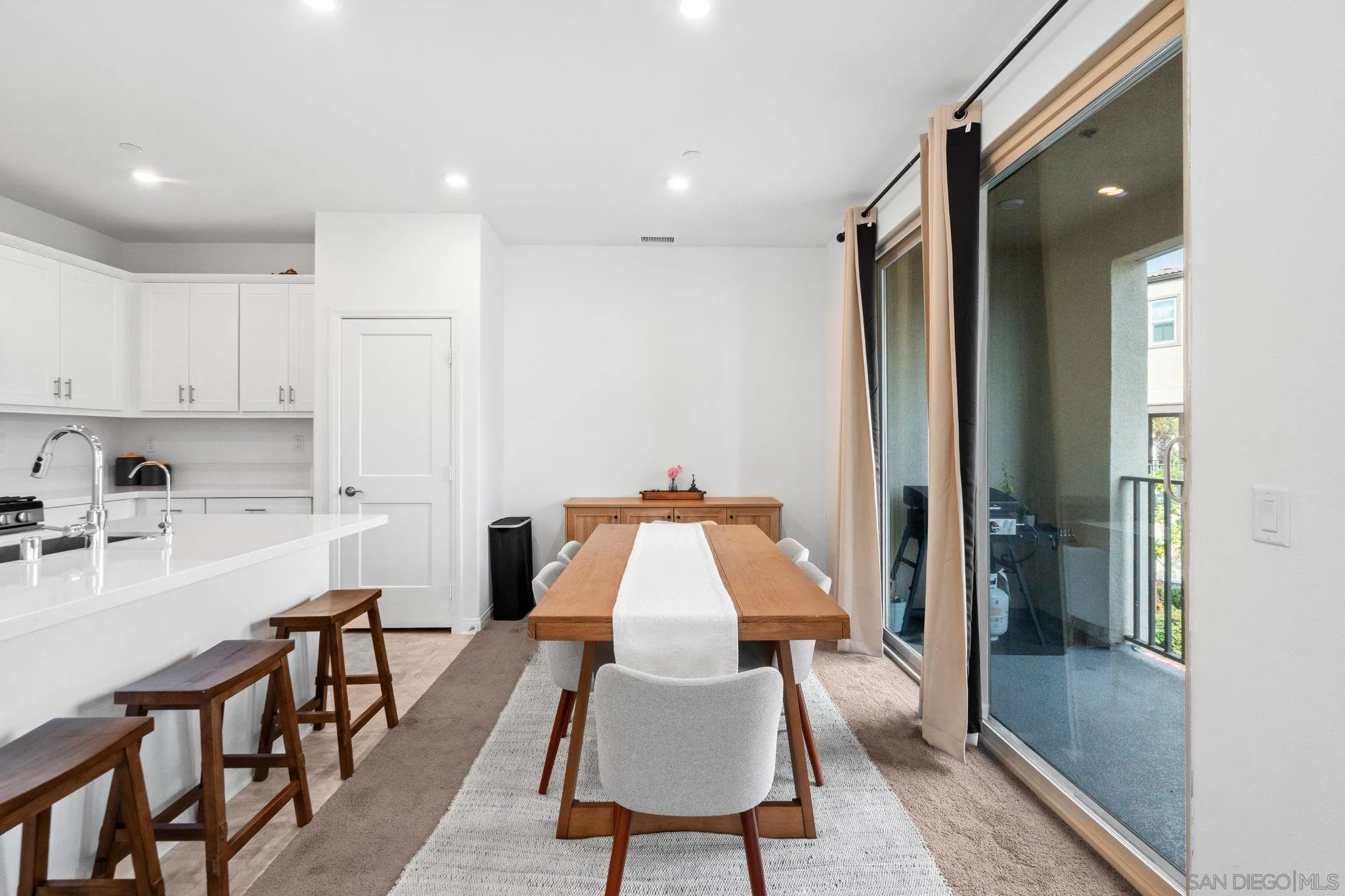 Photo #8: 260004429 Listing: Photo #8