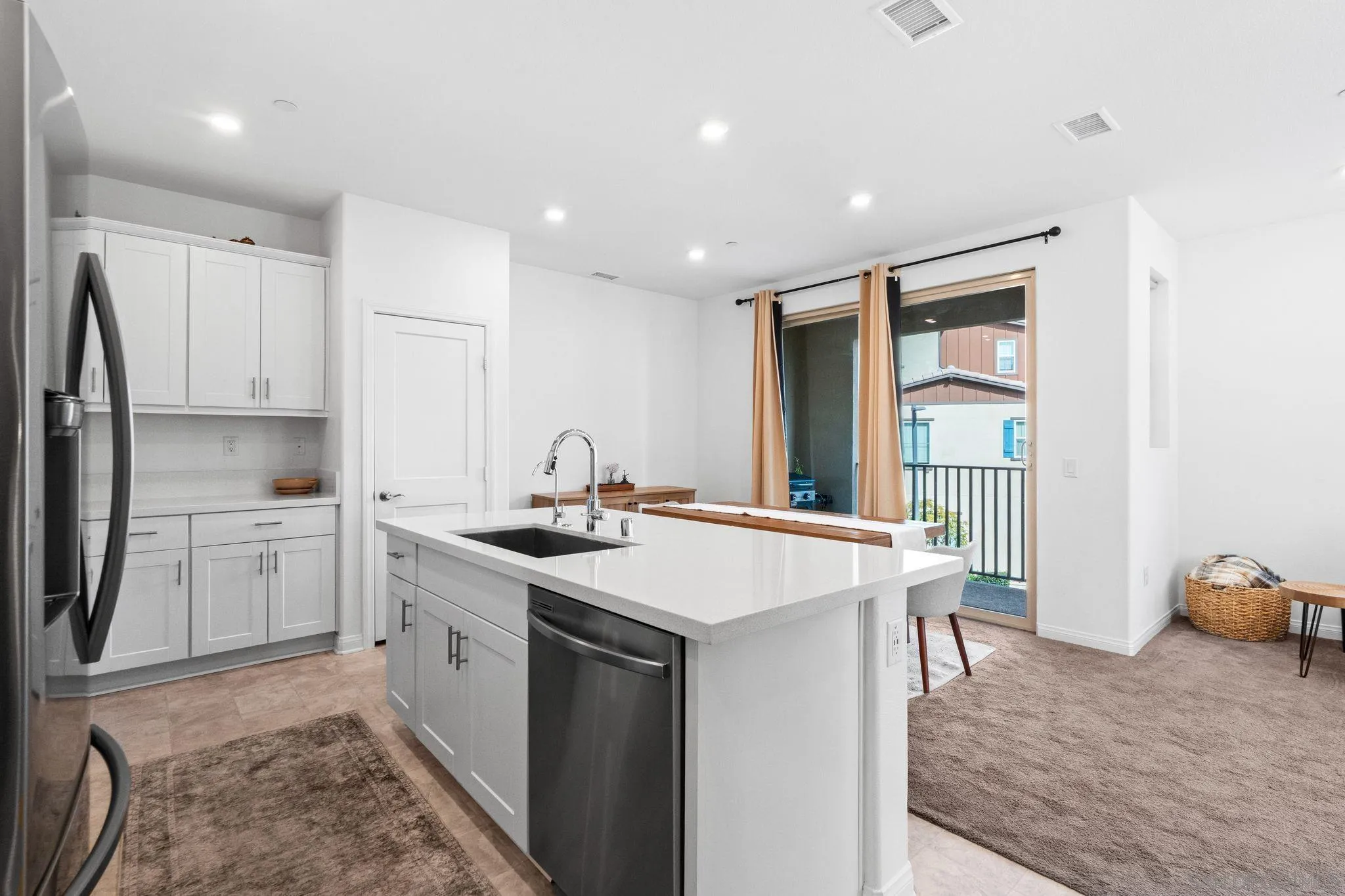 Photo #6: 260004429 Listing: Photo #6