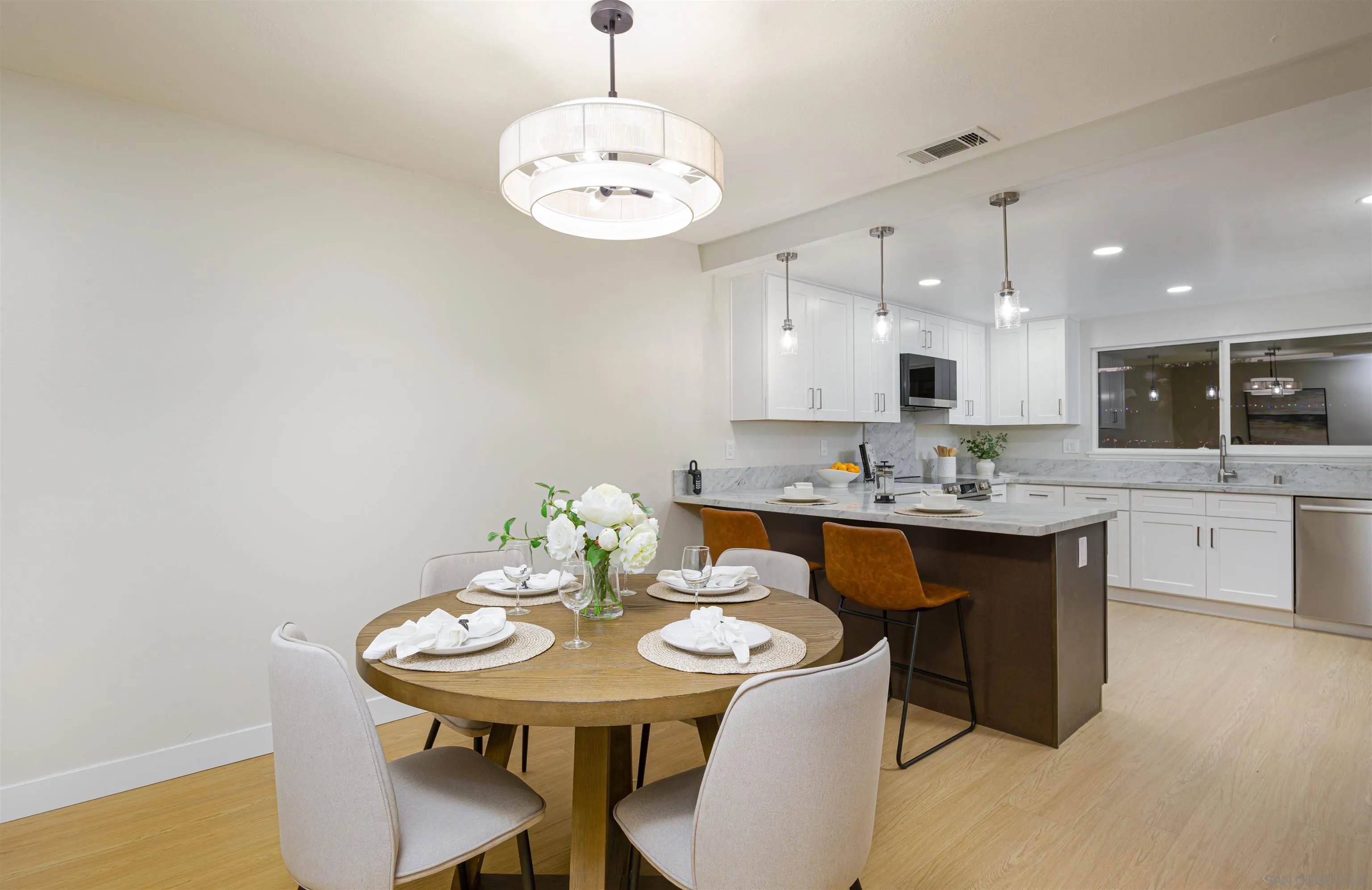 https://cdn.realtyfeed.com/cdn/127/260004430/8943b5bdbd023989e3748301f3d9d452.webp