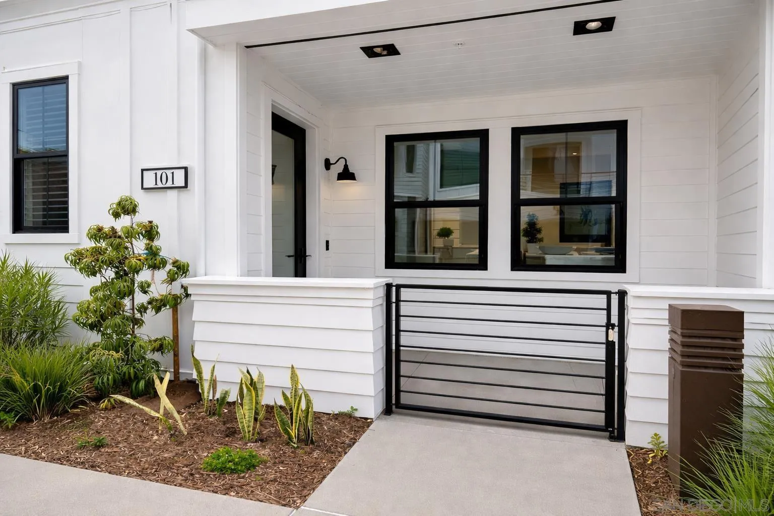 https://cdn.realtyfeed.com/cdn/127/260004434/35b433f5435796a005b7281877580e50.webp