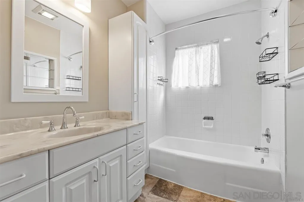 https://cdn.realtyfeed.com/cdn/127/260004439/4144d553548f60960e094e3f4a77e614.webp