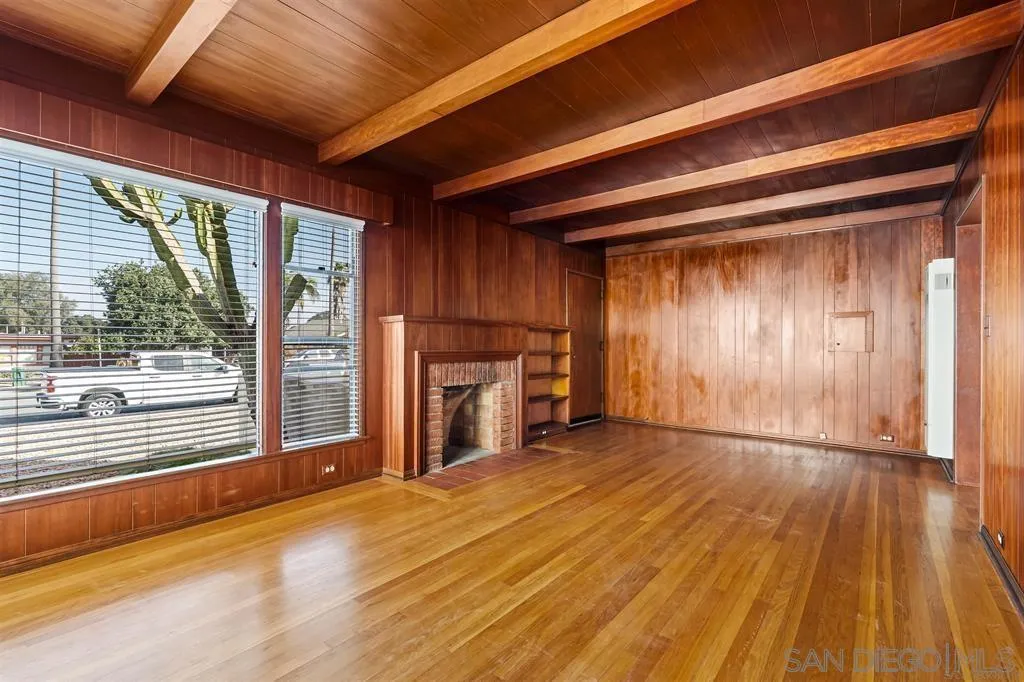 https://cdn.realtyfeed.com/cdn/127/260004439/6fc670a637ee212350952ad8f4903375.webp