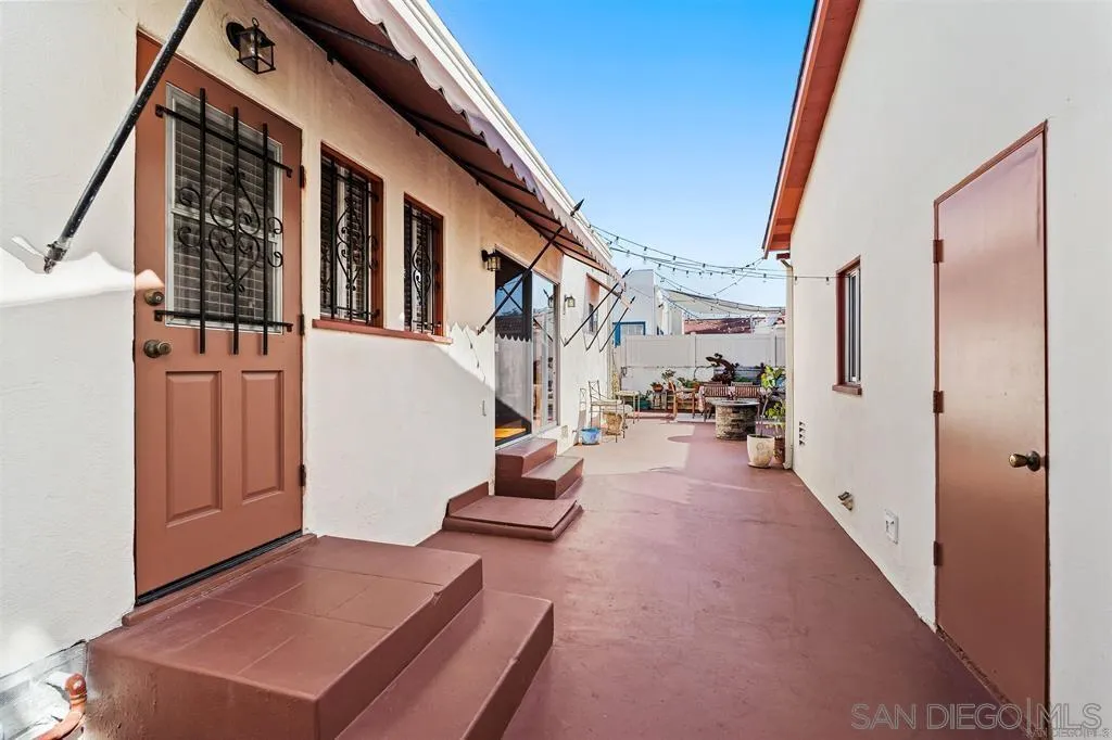 https://cdn.realtyfeed.com/cdn/127/260004439/9f71c89a34854a8c831b5cf4fb982be8.webp