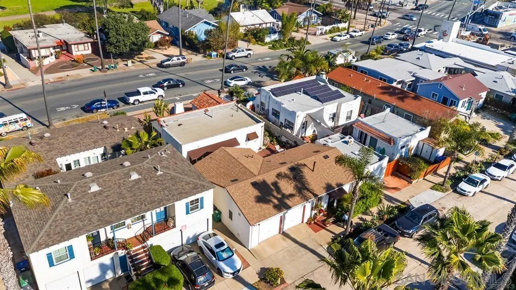 https://cdn.realtyfeed.com/cdn/127/260004439/b059a1e0c193ac6036f25f63edc7e3e4.webp