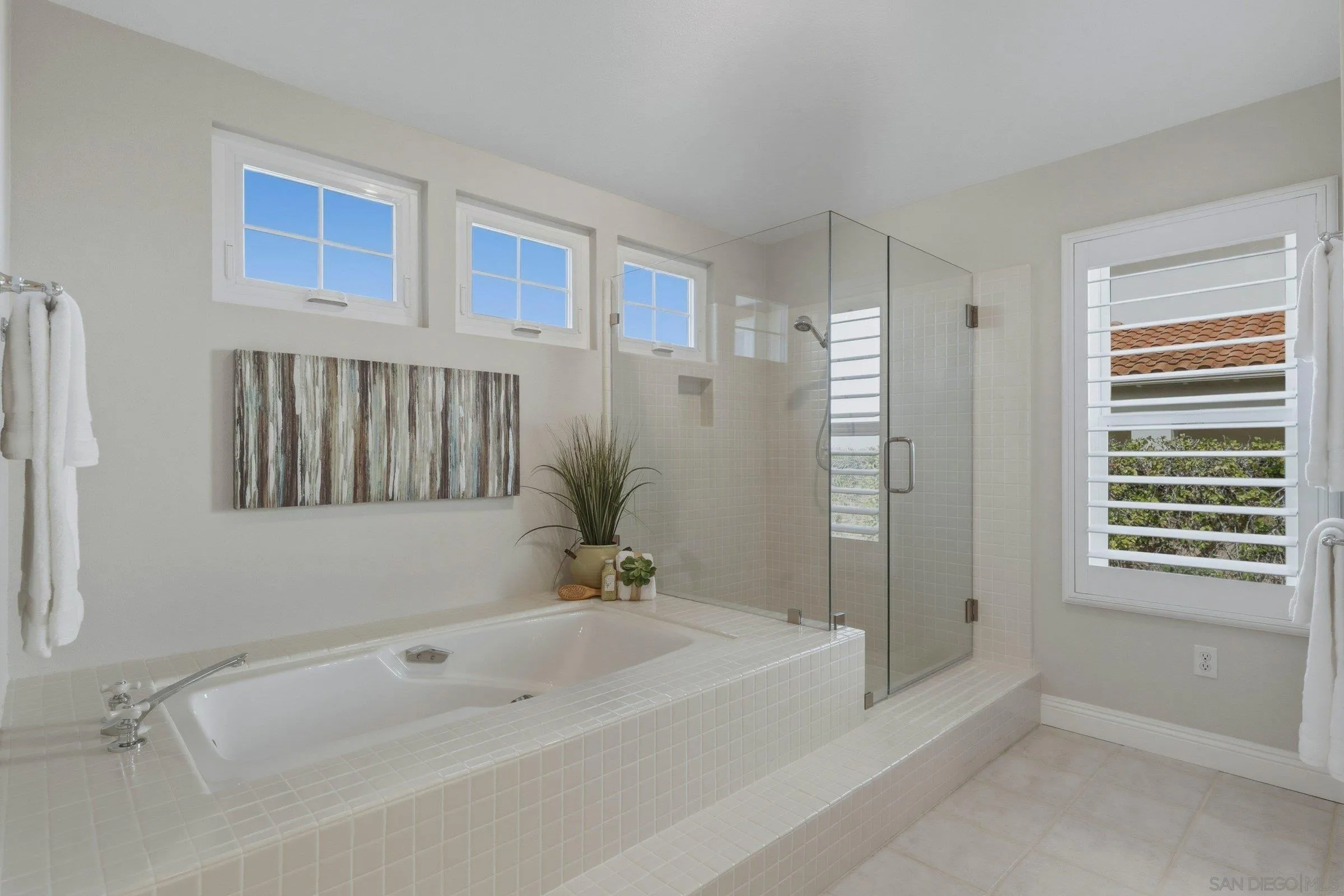 https://cdn.realtyfeed.com/cdn/127/260004444/4919aa133b0c8659982447890162d3b9.webp