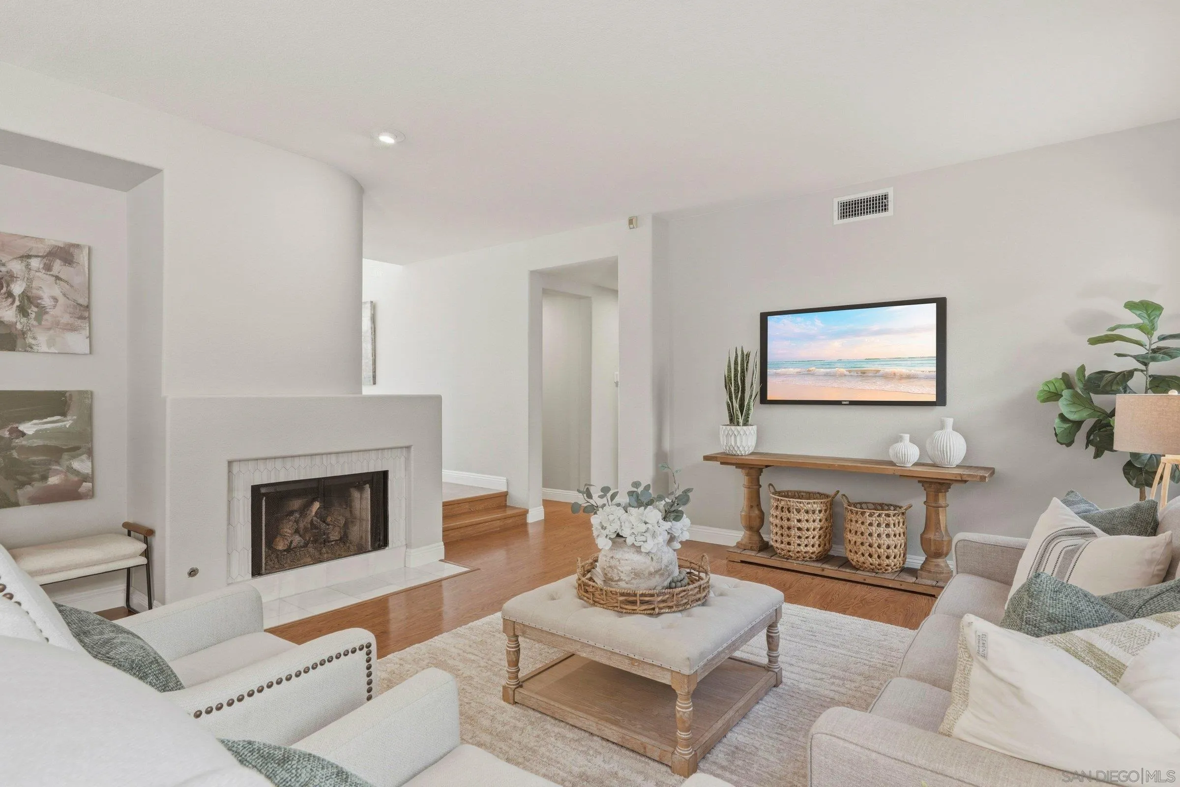 https://cdn.realtyfeed.com/cdn/127/260004444/851101ed422ba0d0cfd9f5fa67325f23.webp