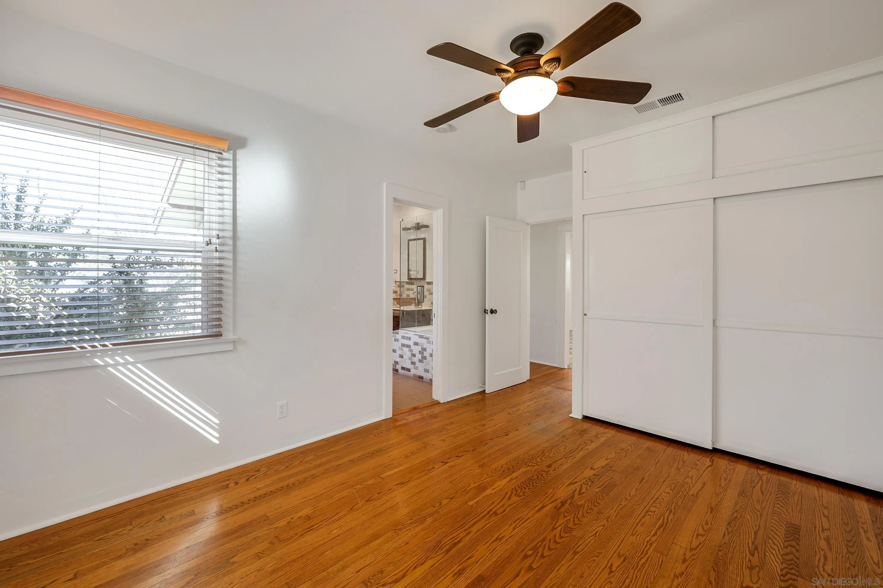 https://cdn.realtyfeed.com/cdn/127/260004445/0ac480f27ce622b657ed0b802714201e.webp