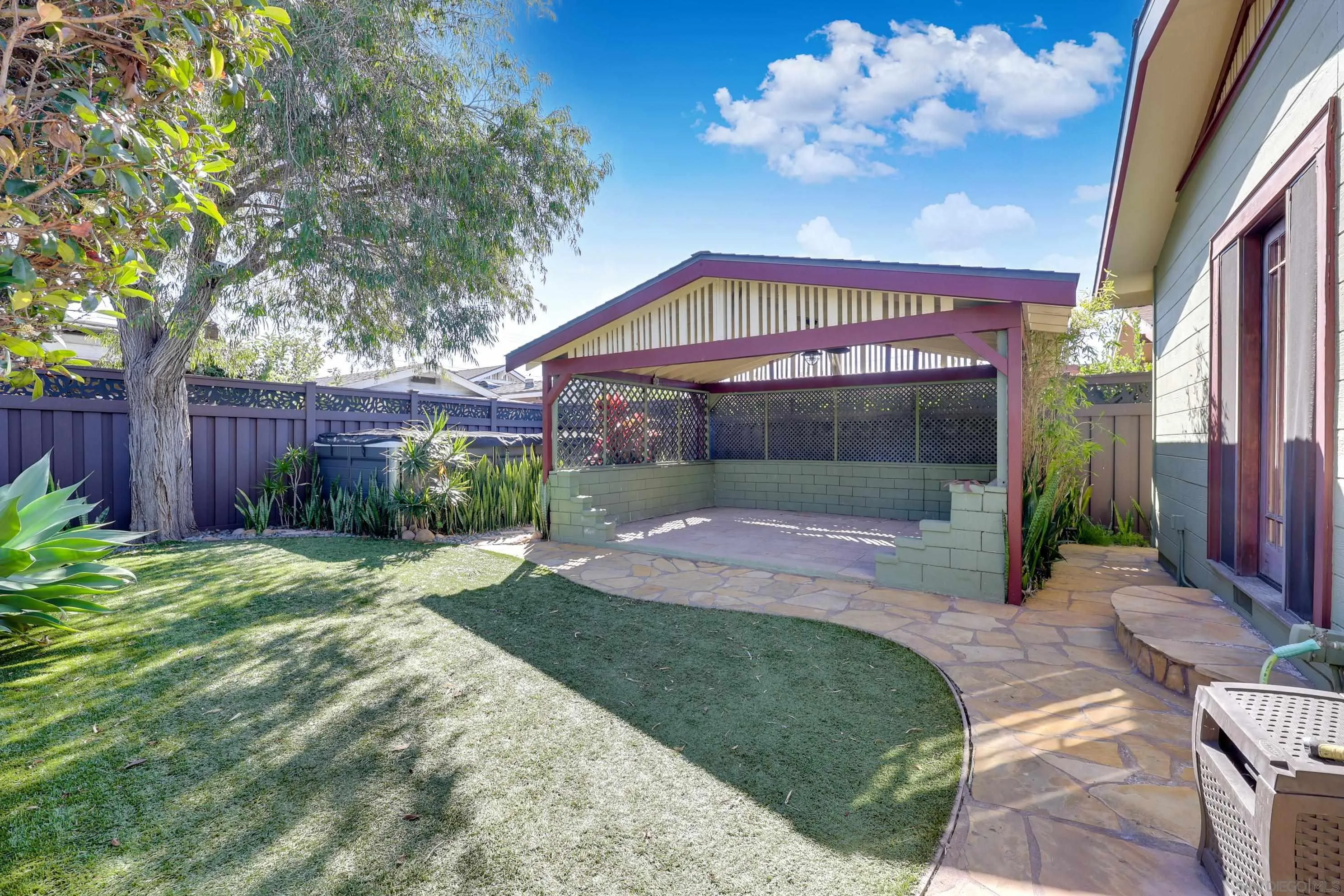 https://cdn.realtyfeed.com/cdn/127/260004445/6ba4222489381bceeb4b77cac1749501.webp