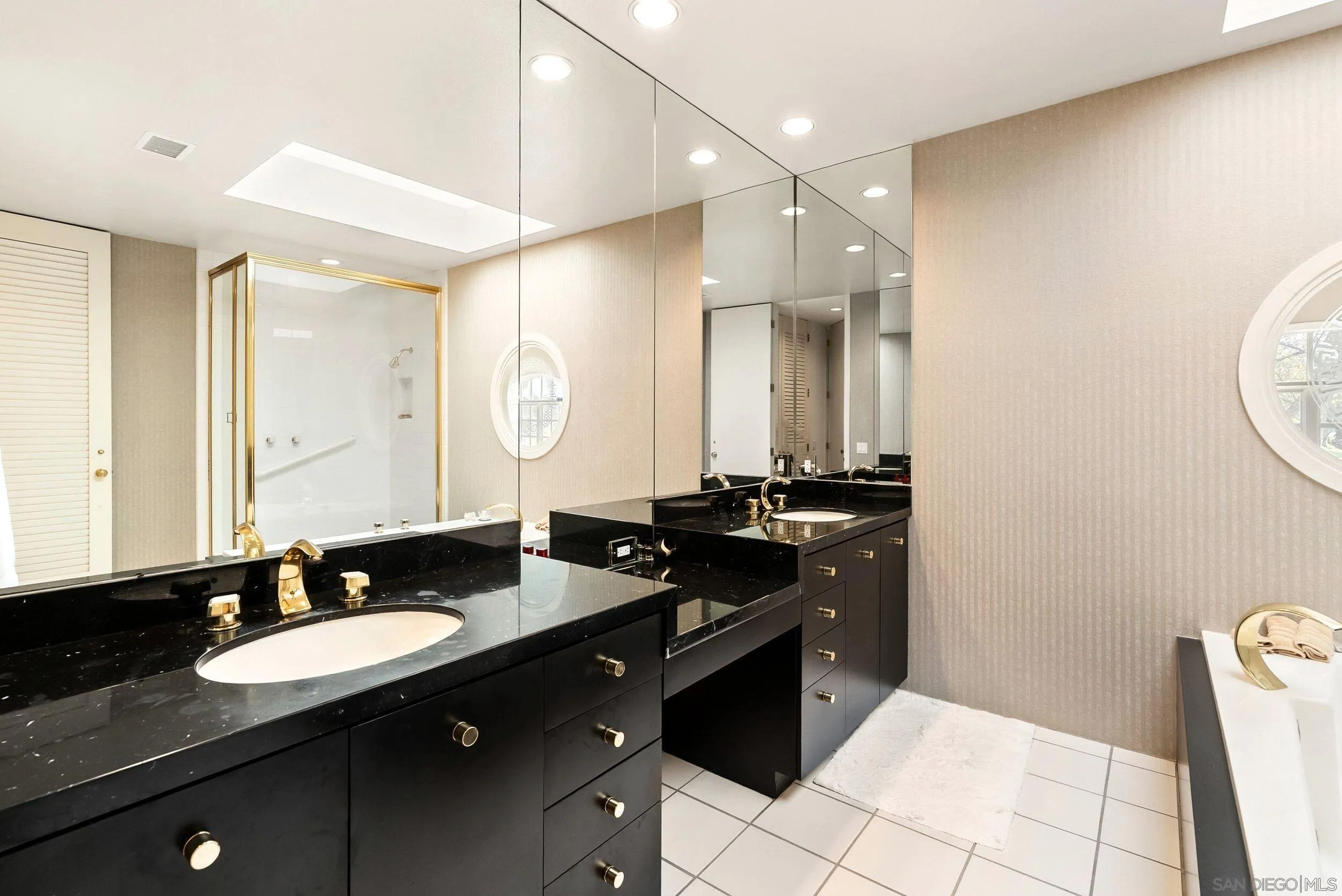 Photo #7: 260004446 Listing: Photo #7