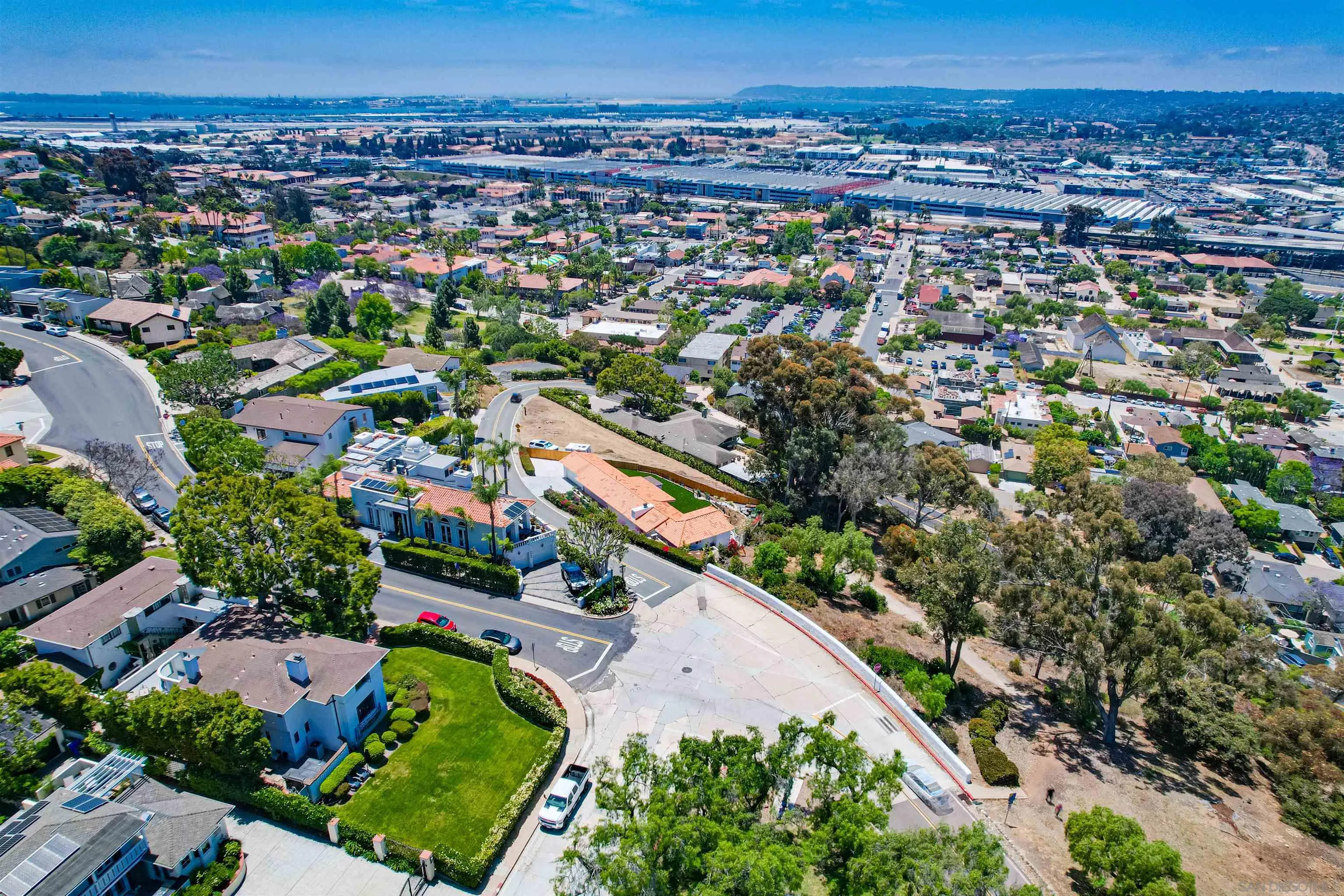 https://cdn.realtyfeed.com/cdn/127/260004449/6456c8edd3253568eb7117ca725e70a4.webp