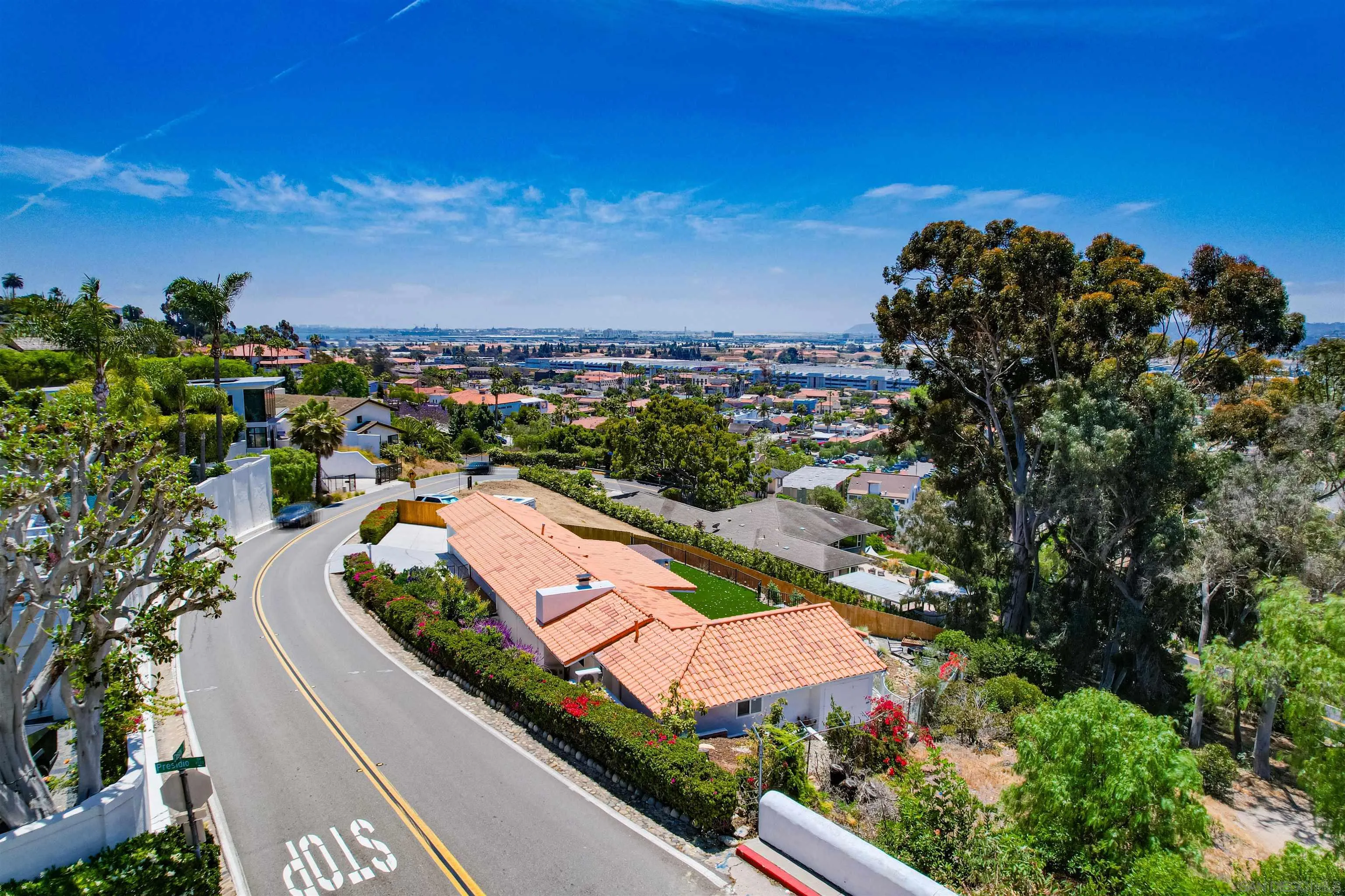https://cdn.realtyfeed.com/cdn/127/260004449/6a98bd61d030077984d8f07415703177.webp