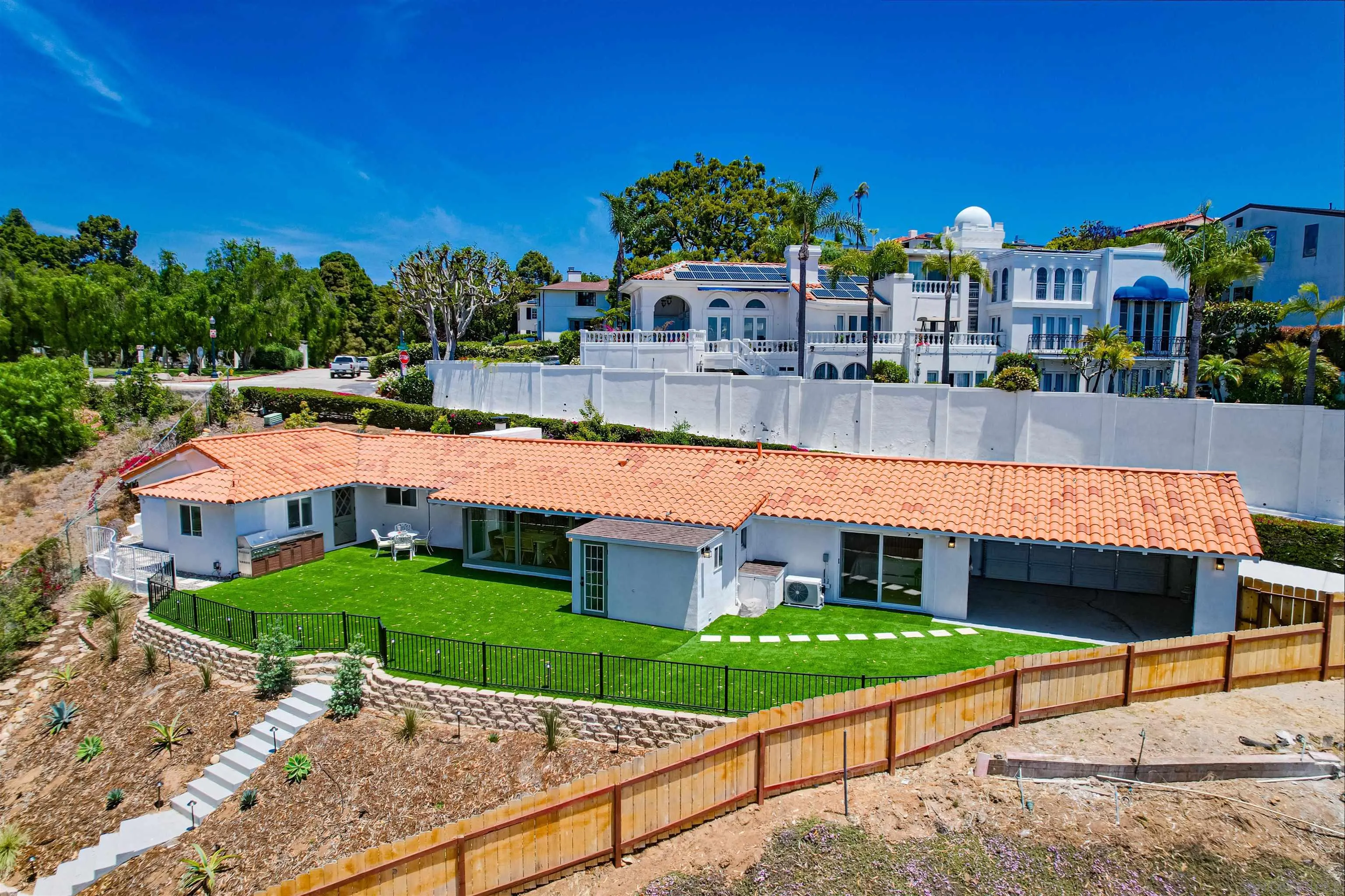 https://cdn.realtyfeed.com/cdn/127/260004449/d0350edfd6d40d616431b3615f030c65.webp