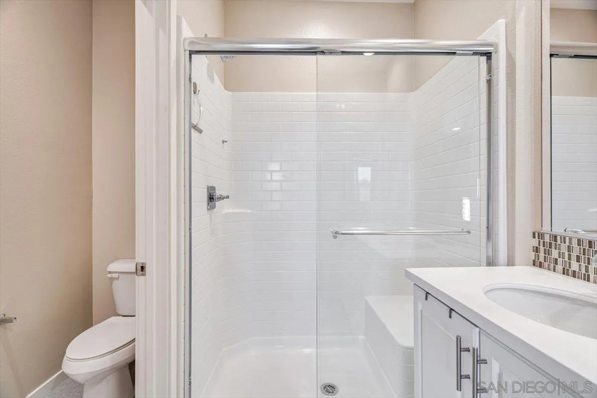 Photo #27: 260004458 Listing: Photo #27