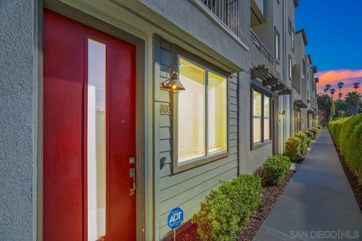 Photo #2: 260004458 Listing: Photo #2