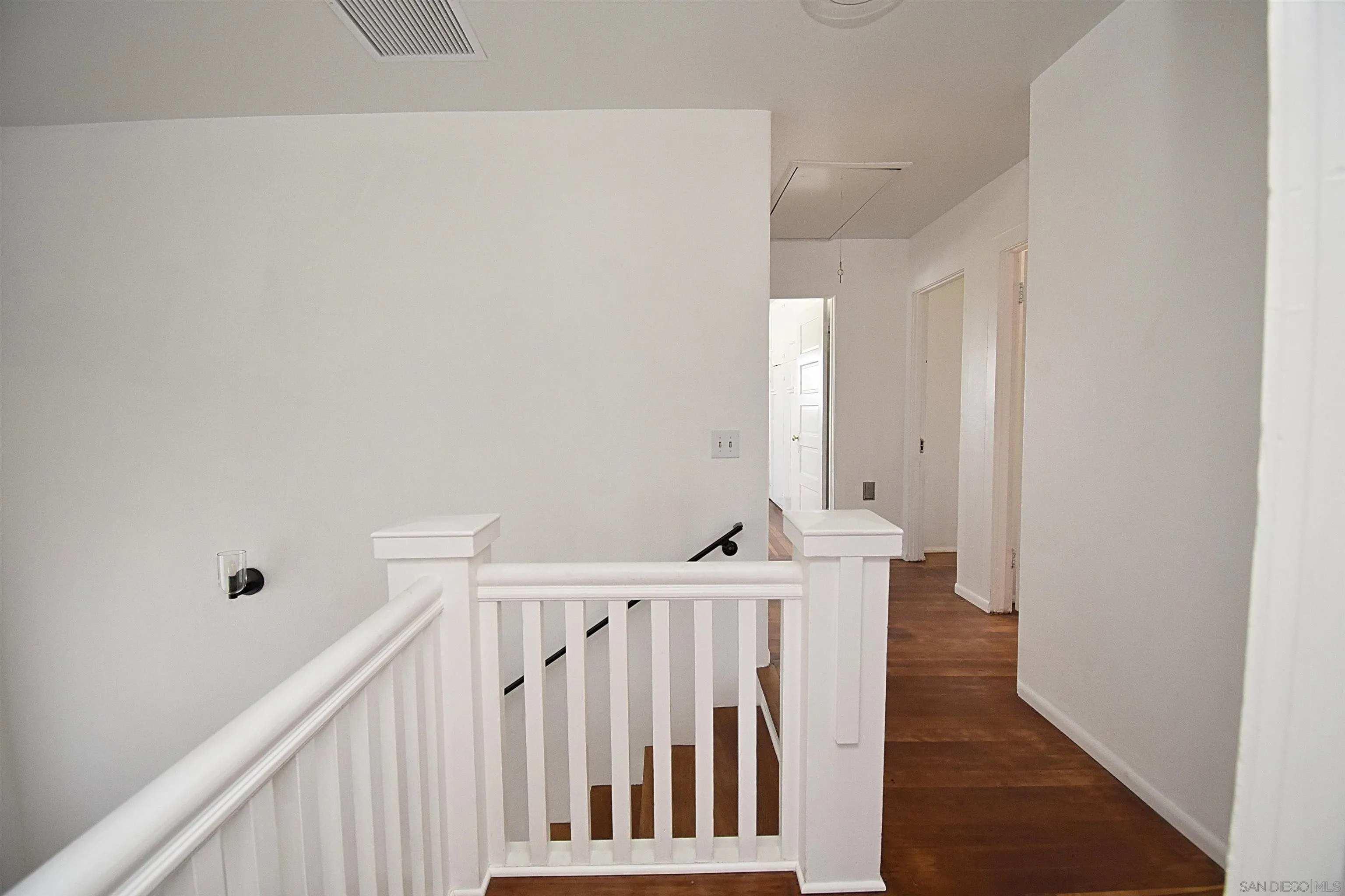 https://cdn.realtyfeed.com/cdn/127/260004461/e139e1d966bd9486b424fee0683a2908.webp